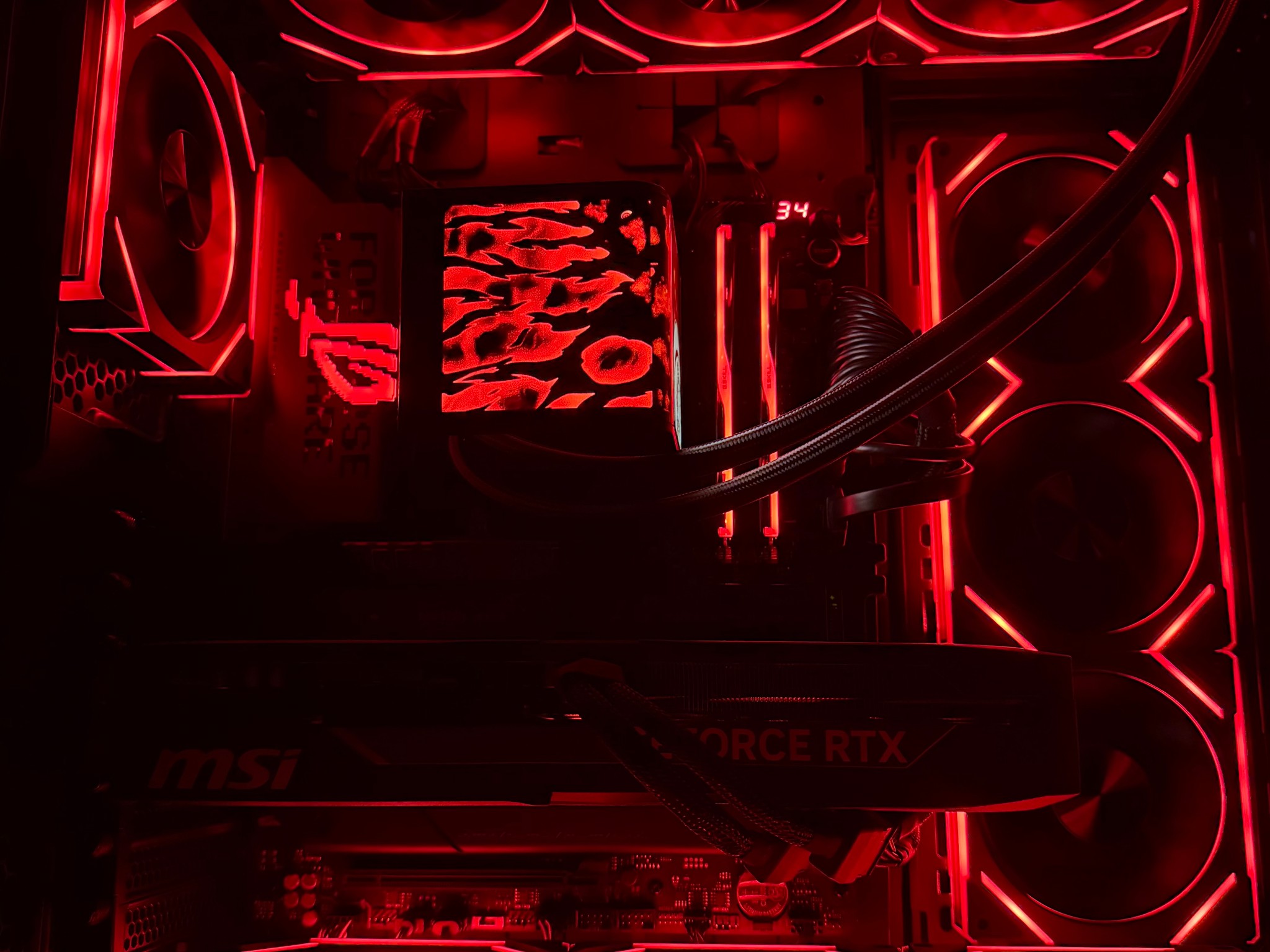 Flagship Gaming PC — 9850X3D | RTX 5070 Ti 16GB | CL30 DDR5 | 2TB Samsung 990 Pro