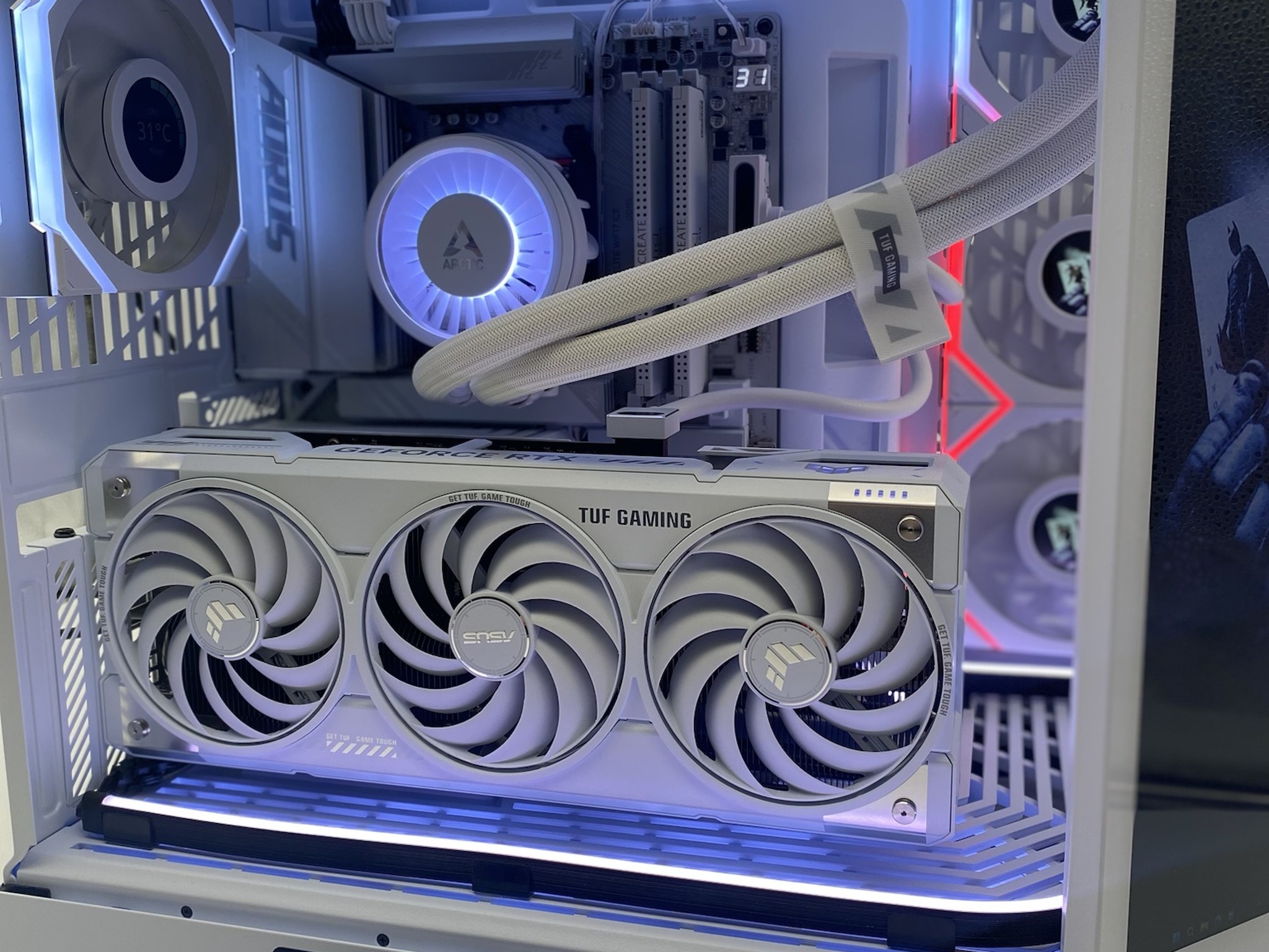 "White  So Serious?" | R7 9850X3D | Asus 5070Ti | TeamGroup DDR5 32GB | 2TB Storage