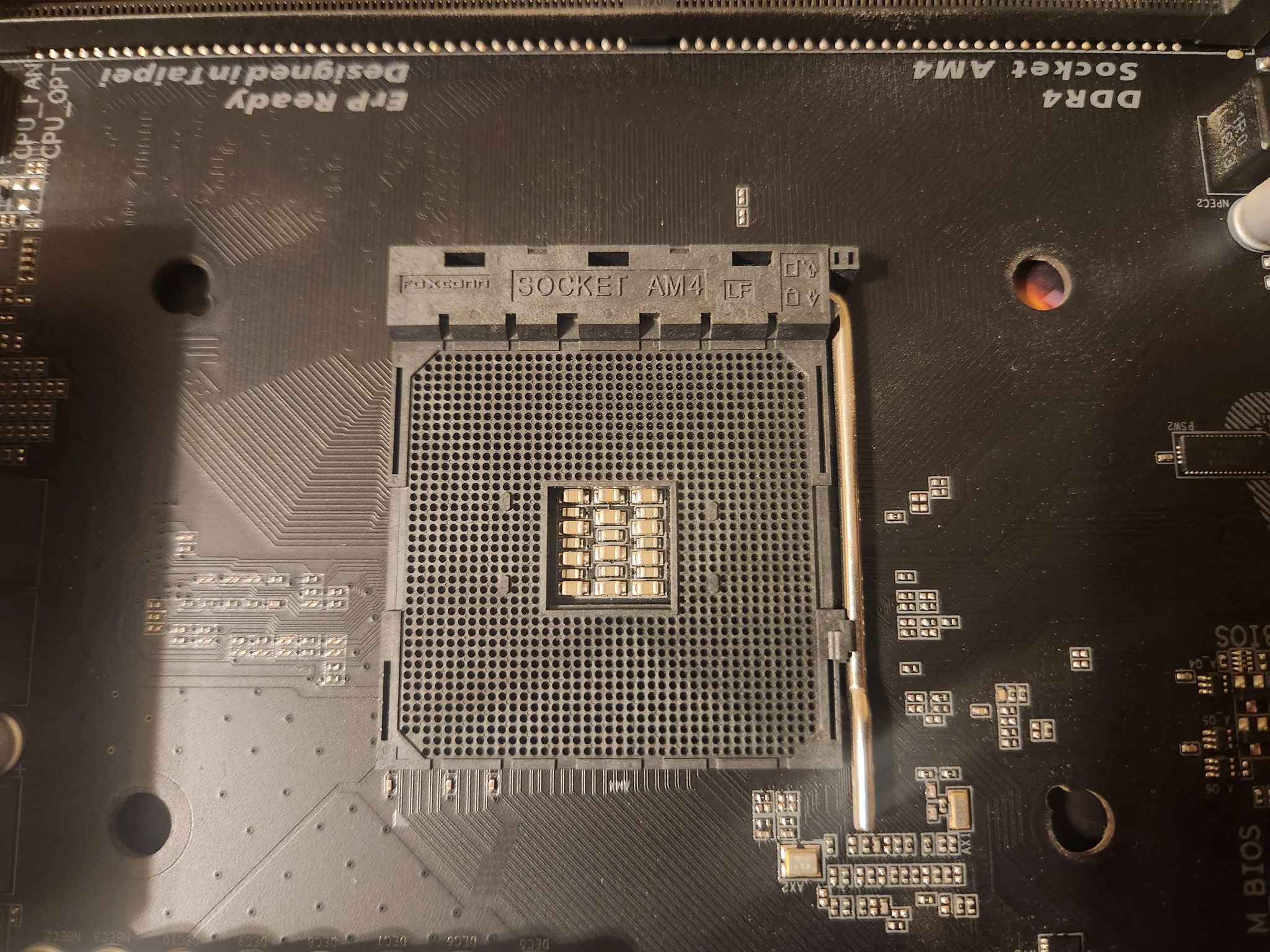 GIGABYTE X470 AORUS Ultra Gaming AM4 ATX AMD Motherboard Socket Ryzen