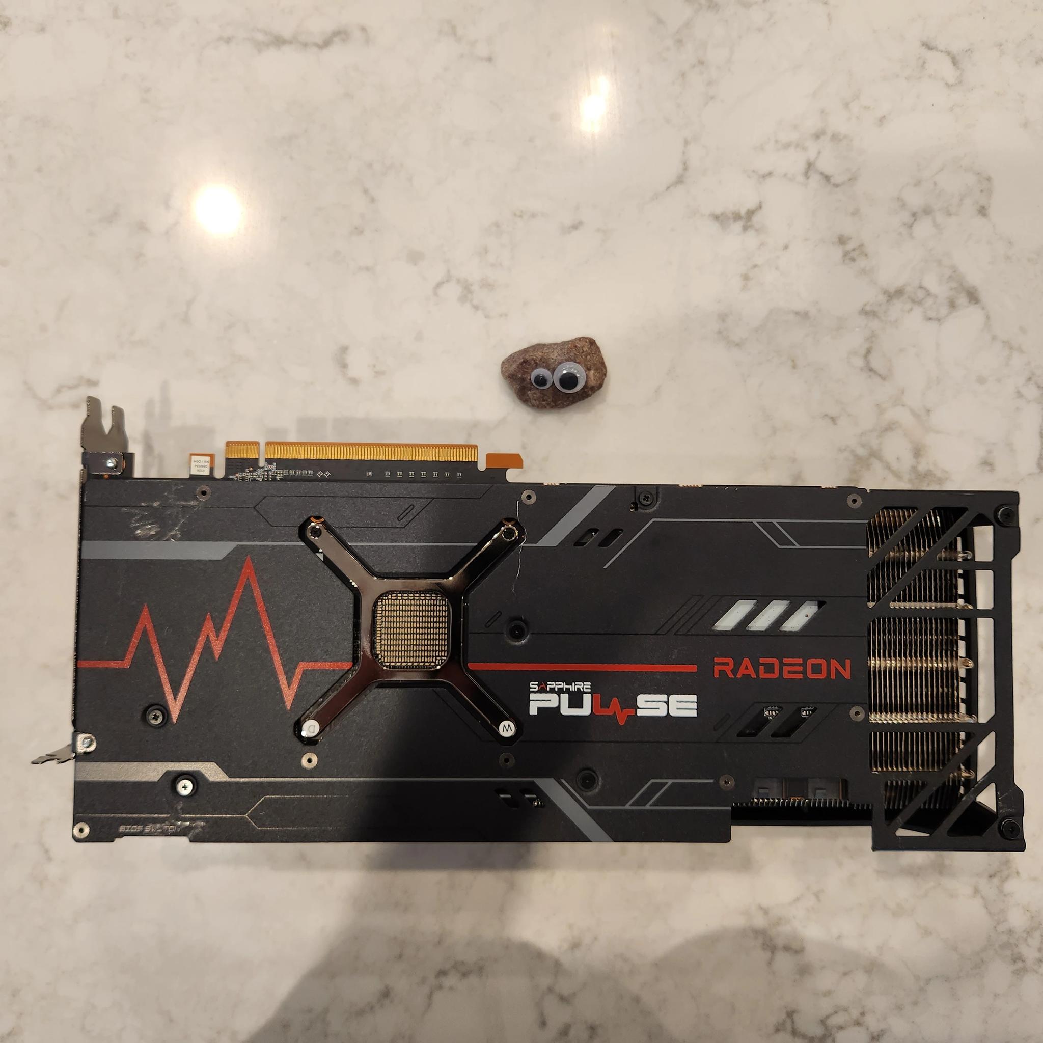 RX 6800XT 16GB (Sapphire Pulse OC) - Used/Scratched