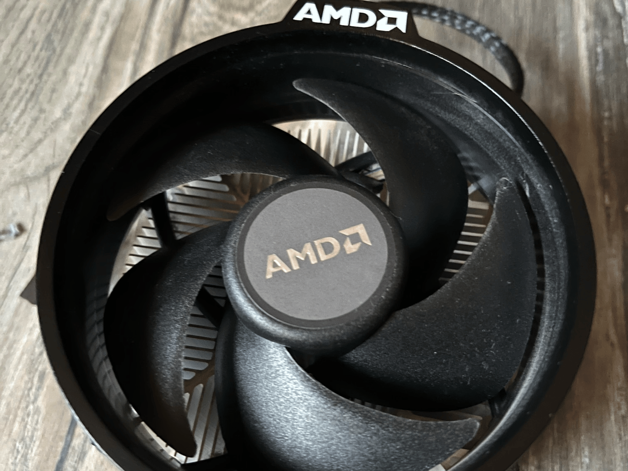 AMD Ryzen 3600x + Stock Cooler