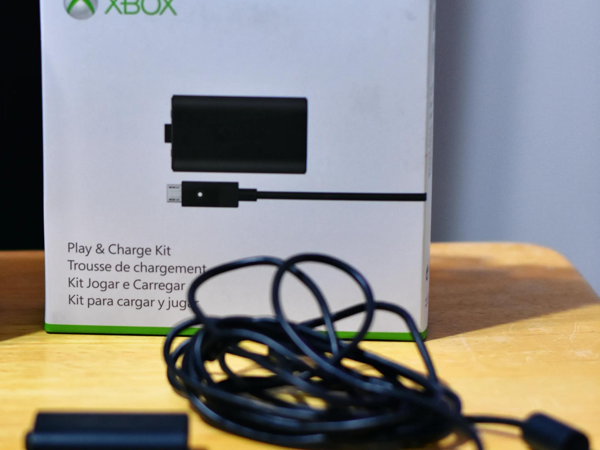 Xbox One Wireless Controller (Model 1708) Comes with Play and Charge Kit (previous model) - Black