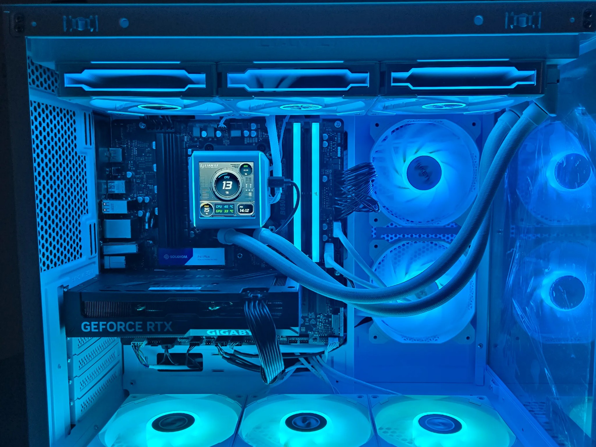 White Tank - 7800X3D - RTX 4060ti - 32GB DDR 5 - 2TB NVME - AIO Cooled