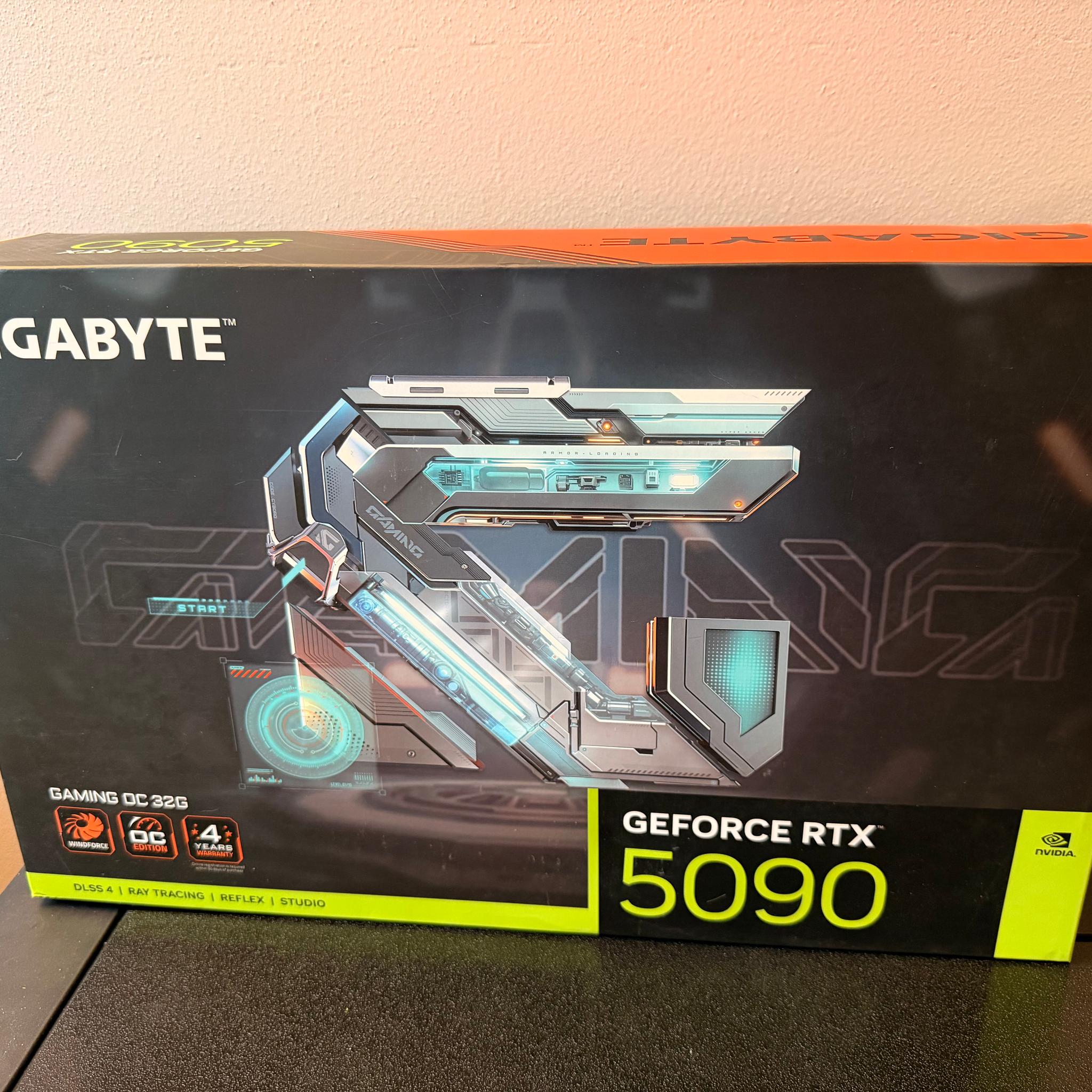Barely Used GIGABYTE GeForce RTX 5090 GAMING OC 32GB