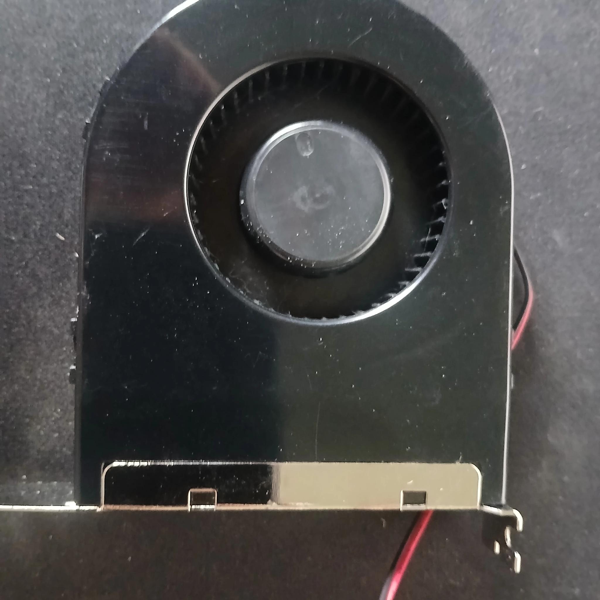 Expansion Slot Rear Exhaust Cooling Fan with LP4 Connector