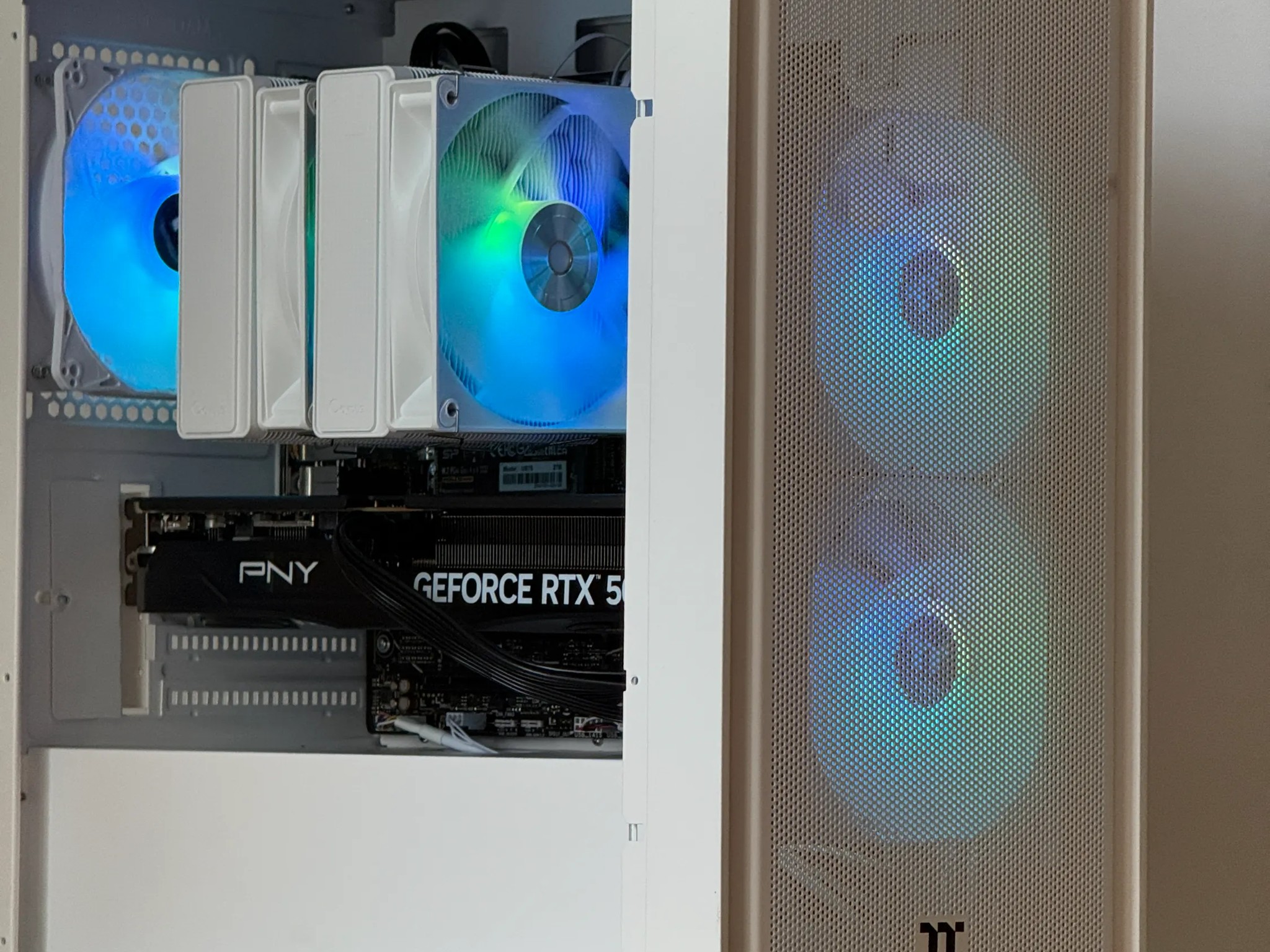 Ryzen 5 7600X3D RTX 5070 Gaming PC