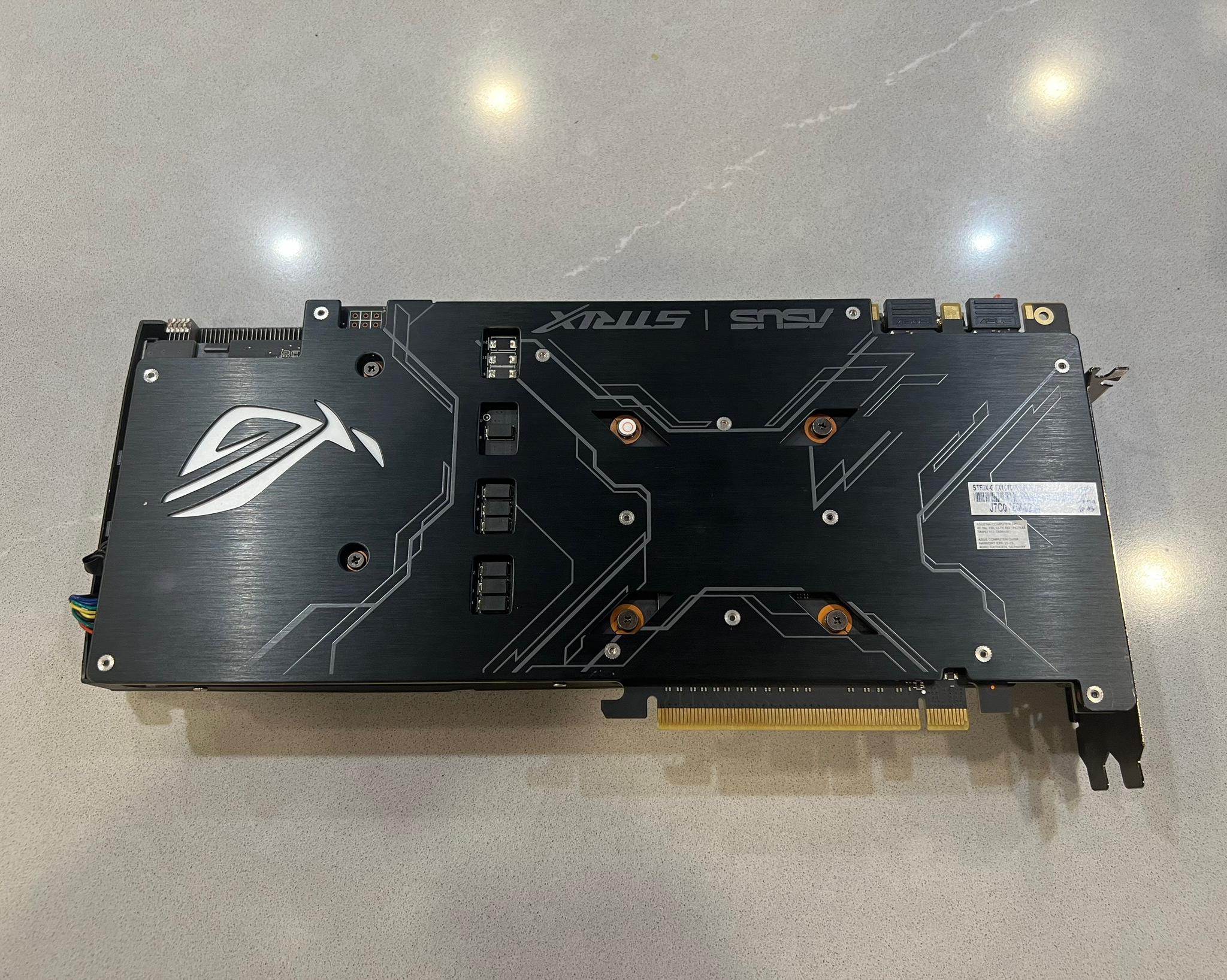 Asus Strix GTX 1070 8GB ROG STRIX - Brand New Fans
