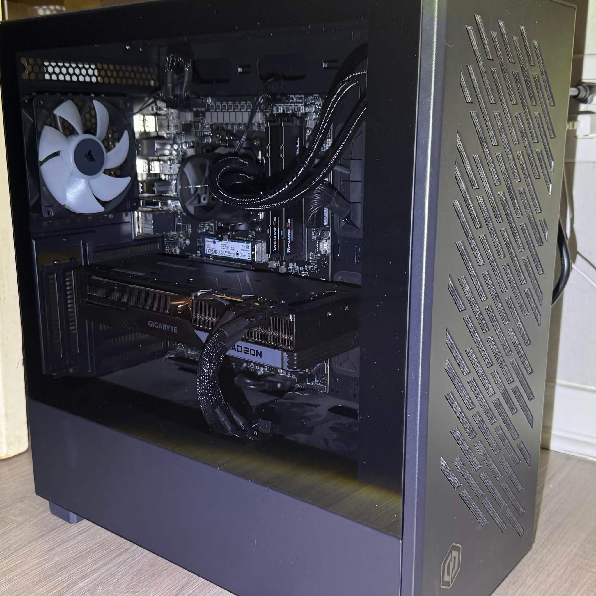 Mid-Range Gaming PC | RYZEN 7500X3D | 32GB DDR5 | 2TB NVMe | RX 7800XT | Windows 11 | WiFi + BT 5.3