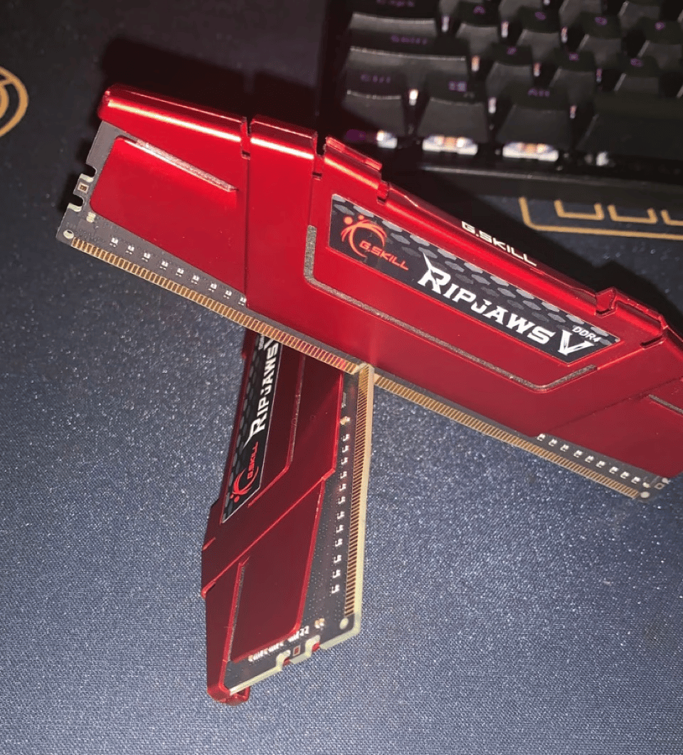 FREE SHIPPING || 2x8gb G.Skill Ripjaws V DDR4-3466 c16