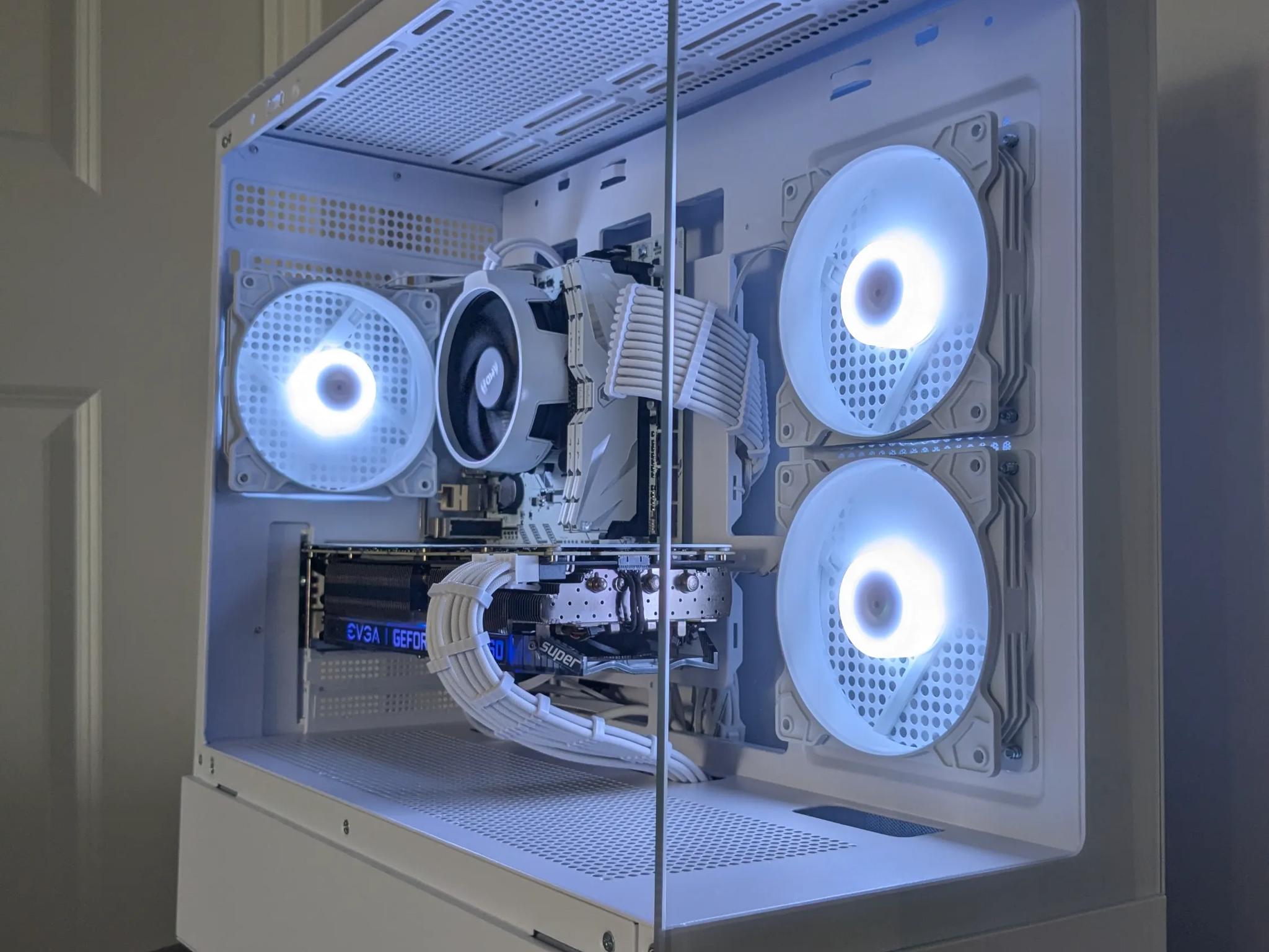 Ymir 🌬️ | Nvidia RTX 2060 SUPER 8GB | Ryzen 5 3600 | 512GB SSD | 16GB RAM | ARGB Gaming PC