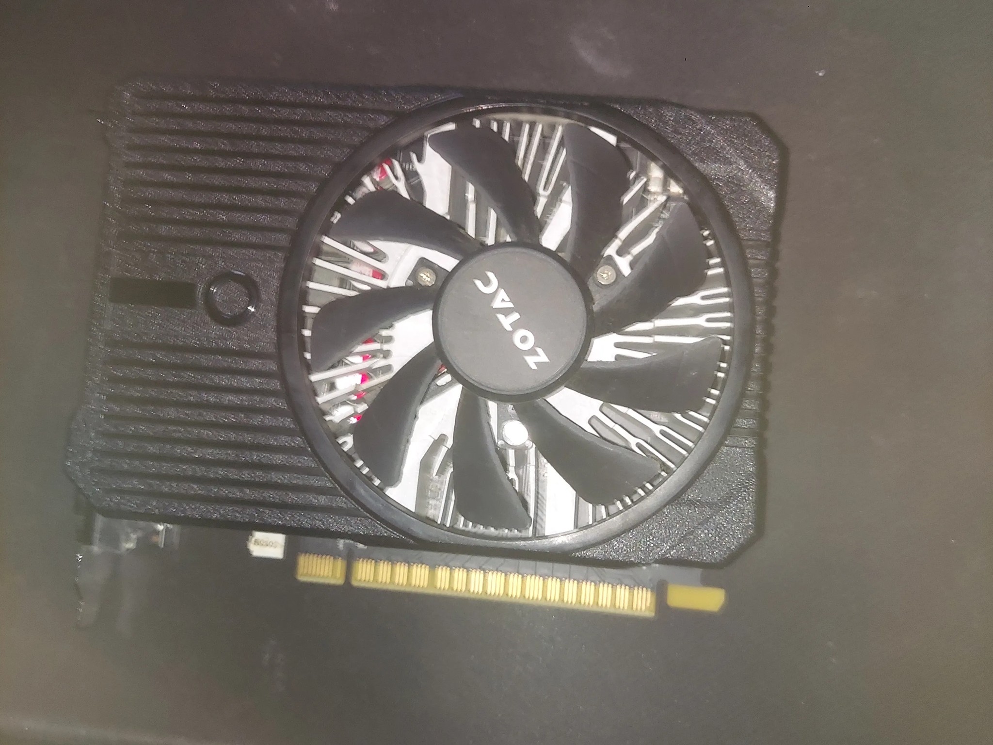 Used like new GTX 1050 TI 4 GB