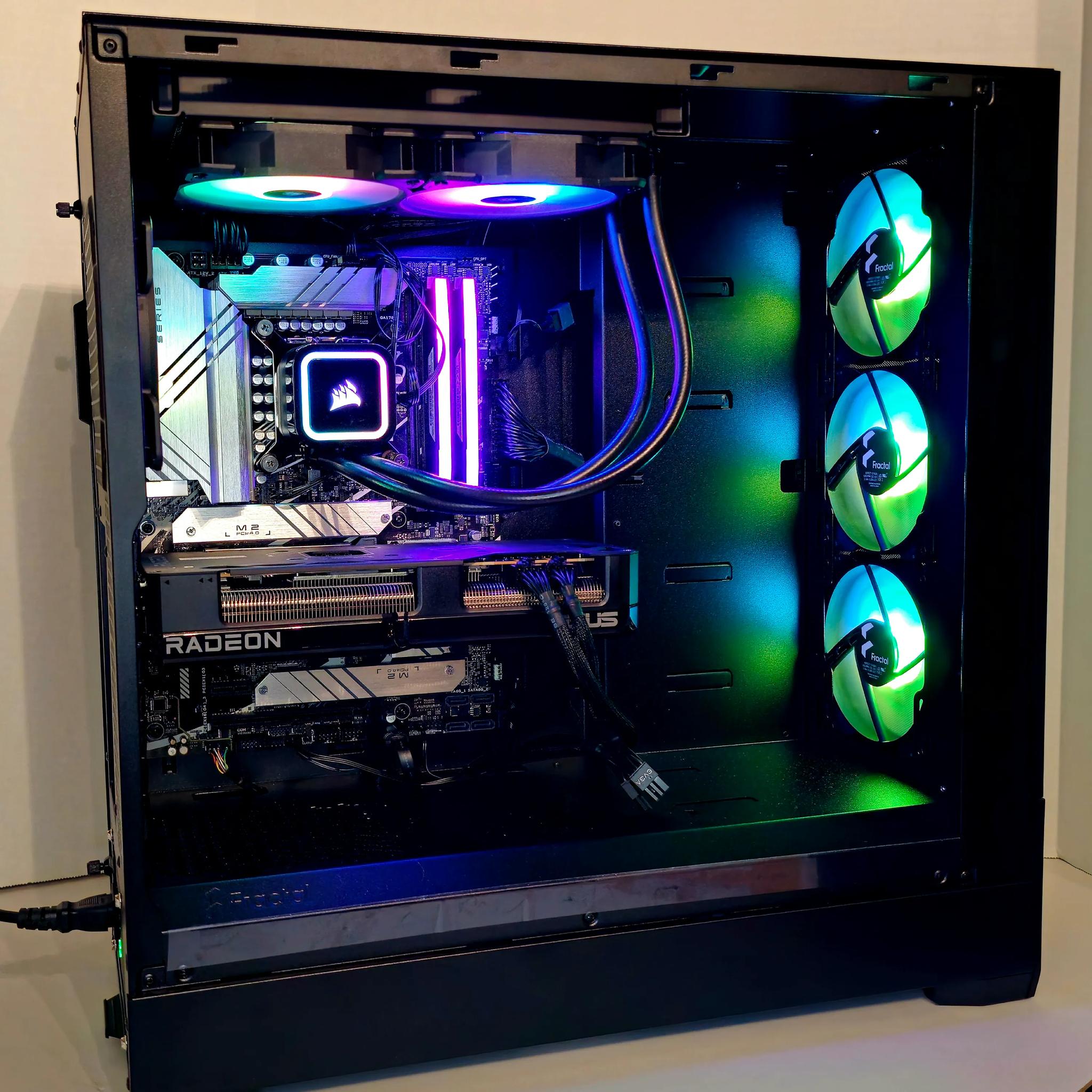 Brand New Mid Tier PC. 13600k & 7800XT