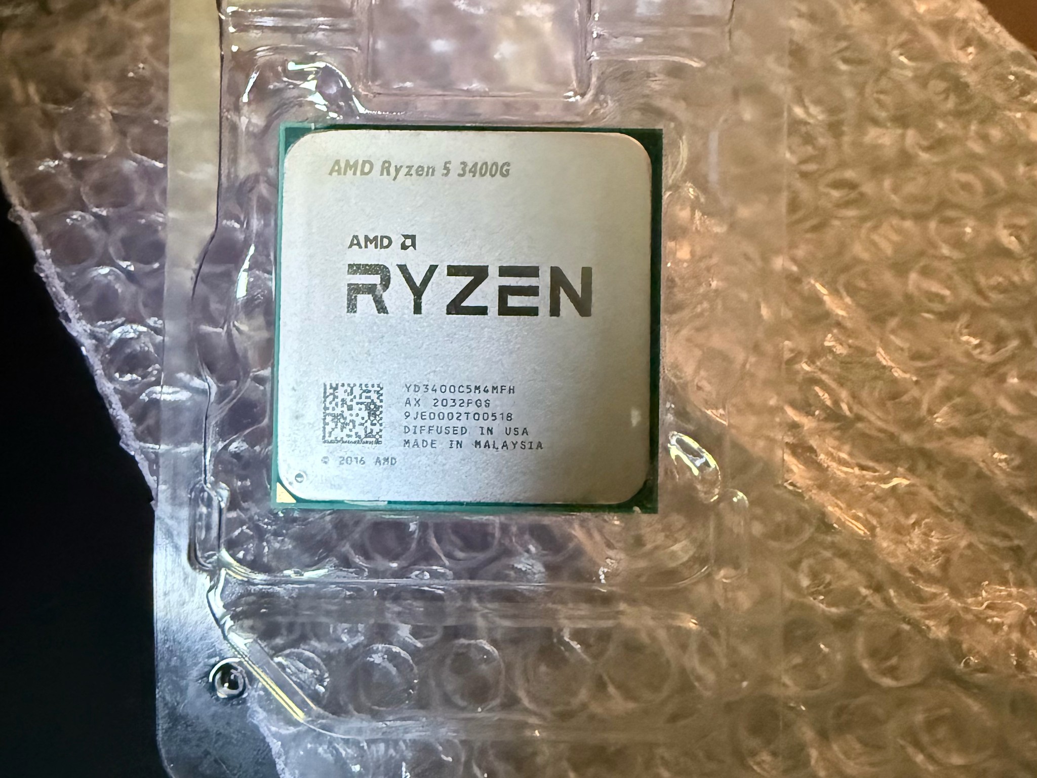 AMD Ryzen 5 3400G