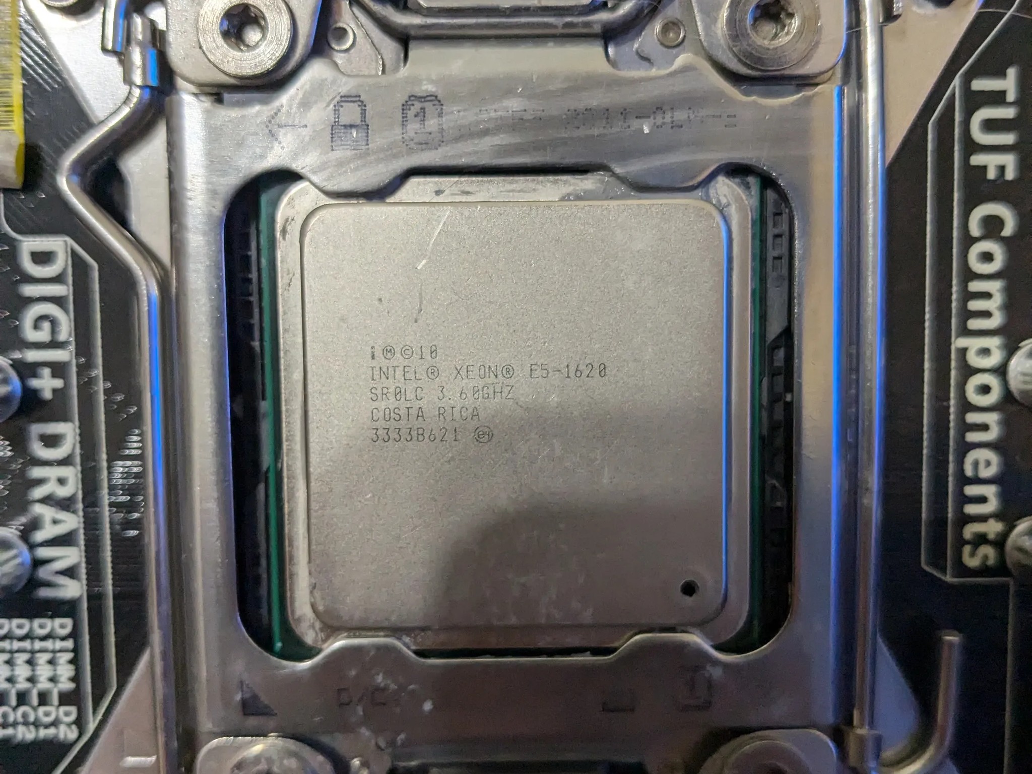 Asus Sabertooth X79 Motherboard with E5-1620 4c8t CPU
