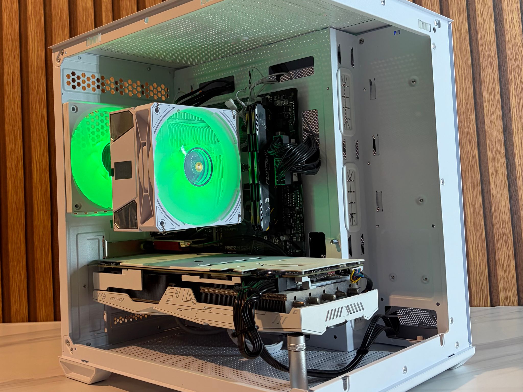RTX 2060 SUPER | RYZEN 5 3600 | 16GB DDR4 | 500GB SSD | 550W