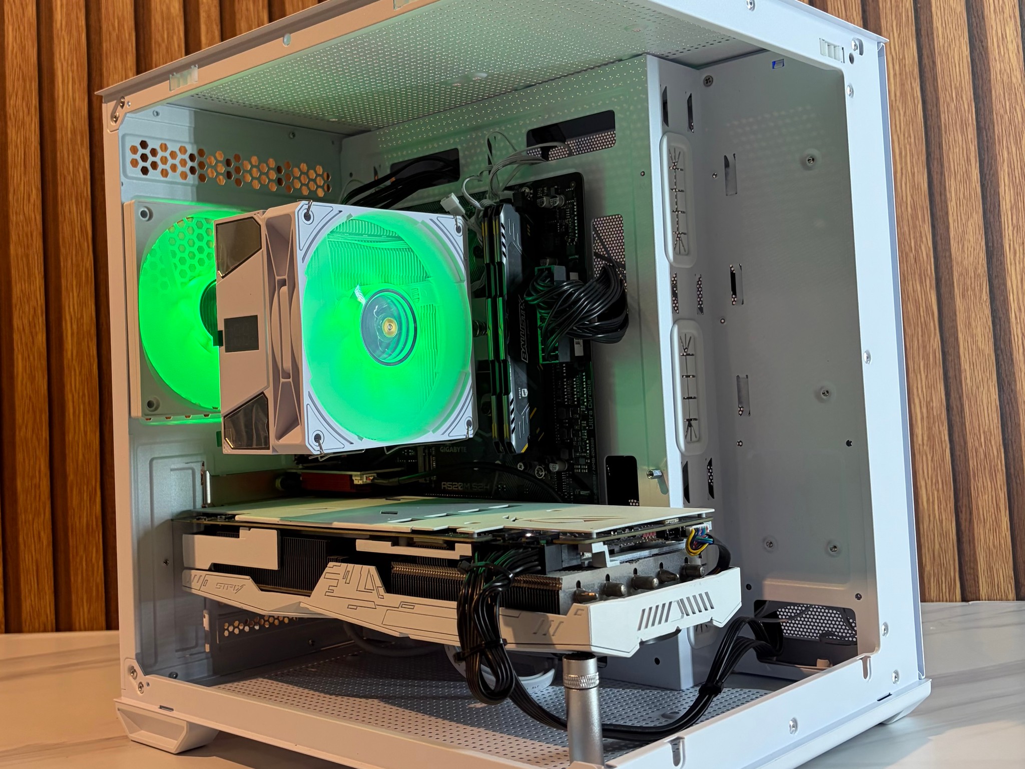 RTX 2060 SUPER | RYZEN 5 3600 | 16GB DDR4 | 500GB SSD | 550W