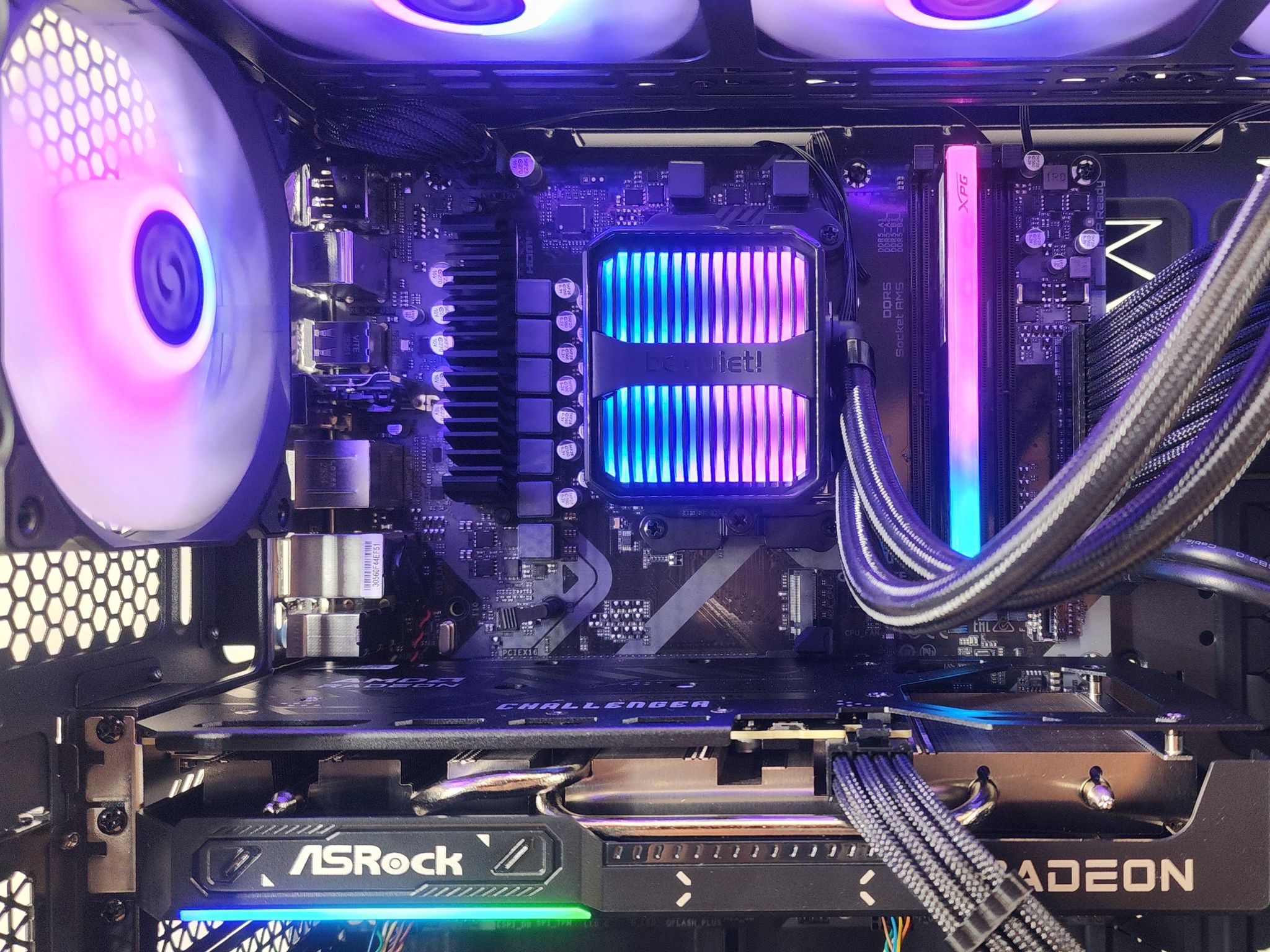 Gaming PC Ryzen 7 7800X3D 16GB RAM 2TB SSD RX 9060 8GB Windows 11 Computer