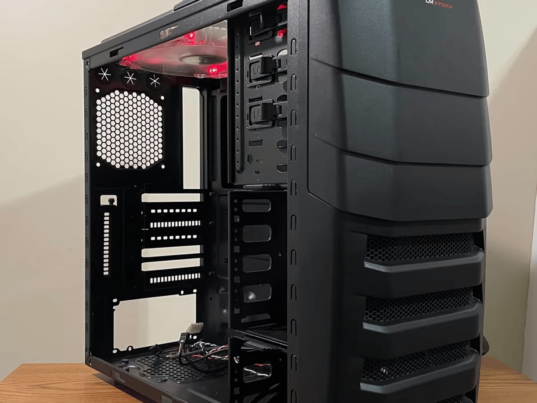 Cooler Master Storm CM Atx Case Mid-tower RARE