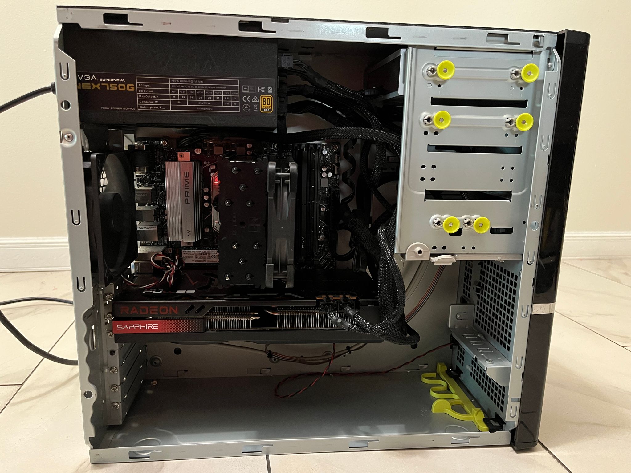 AMD RX 7800 XT 16GB, AMD Ryzen 5 7600x, 16GB RAM, 1TB SSD - High FPS Sleeper Gaming PC w/ Wi-Fi & BT