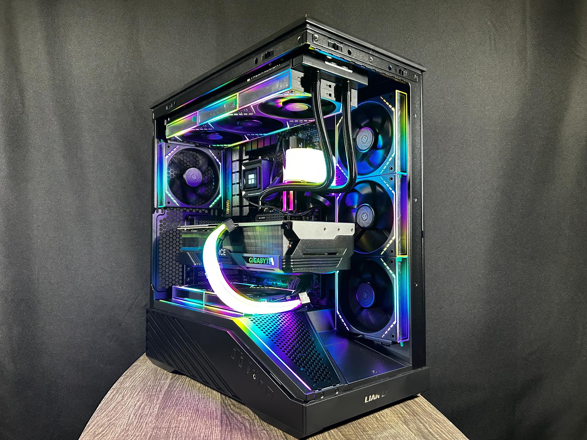 RTX 4090 | Ryzen 7 7800X3D | Ultimate Streaming and Gaming PC