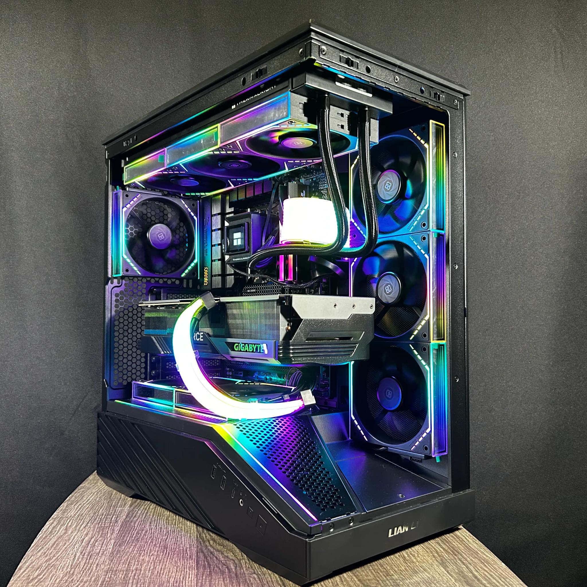 RTX 4090 | Ryzen 7 7800X3D | Ultimate Streaming and Gaming PC
