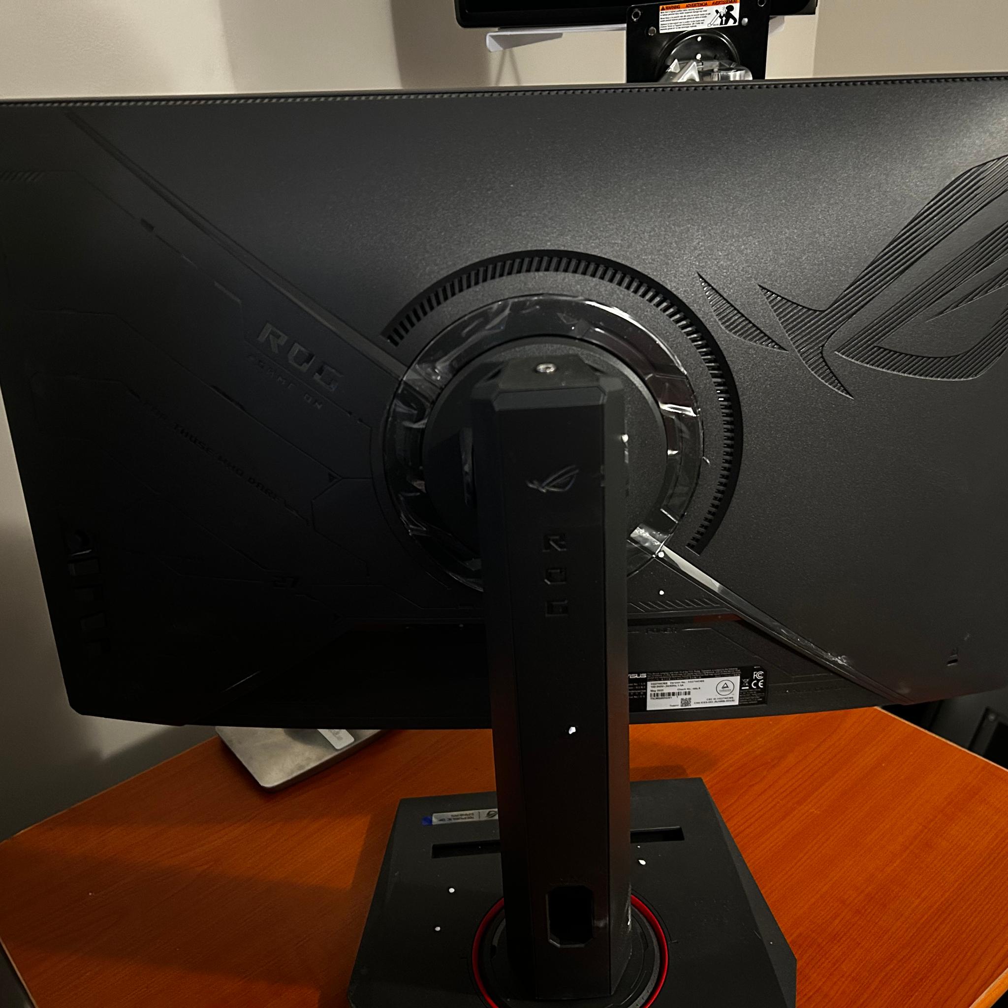ASUS ROG Strix 27" 2K QHD (2560 x 1440) 280Hz Curved Gaming Monitor (XG27WCMS)