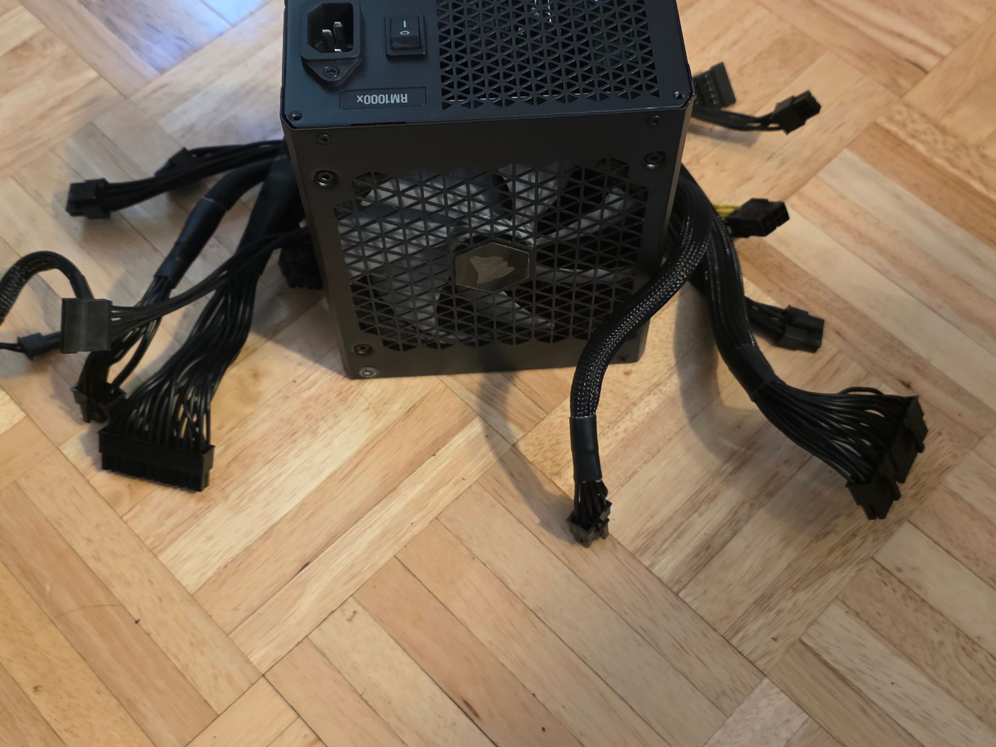 Corsair RM1000x ATX