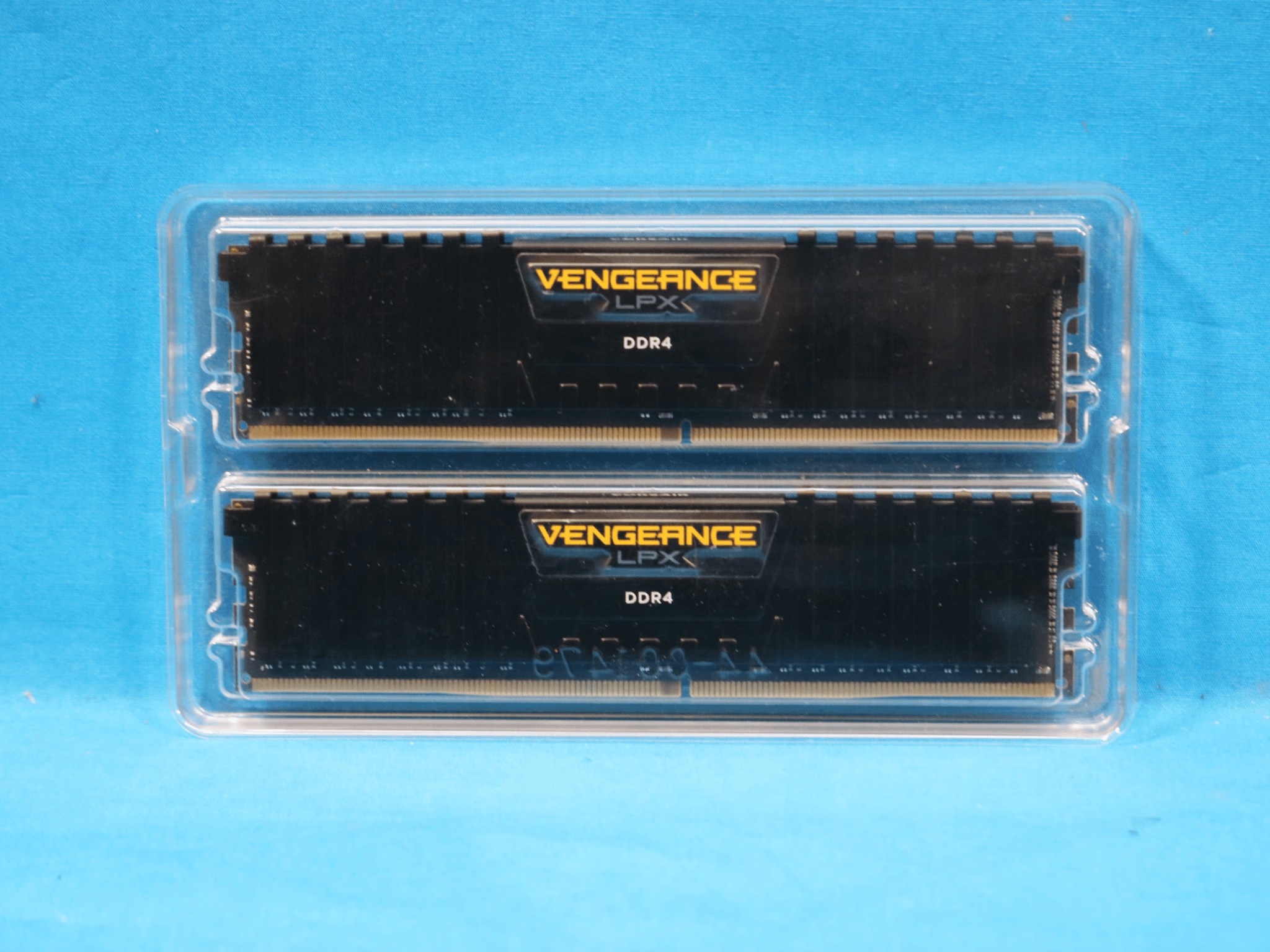 Corsair Vengeance LPX 32GB (2x16GB) DDR4 3200MHz CL16 Desktop RAM CMK32GX4M2E3200C16