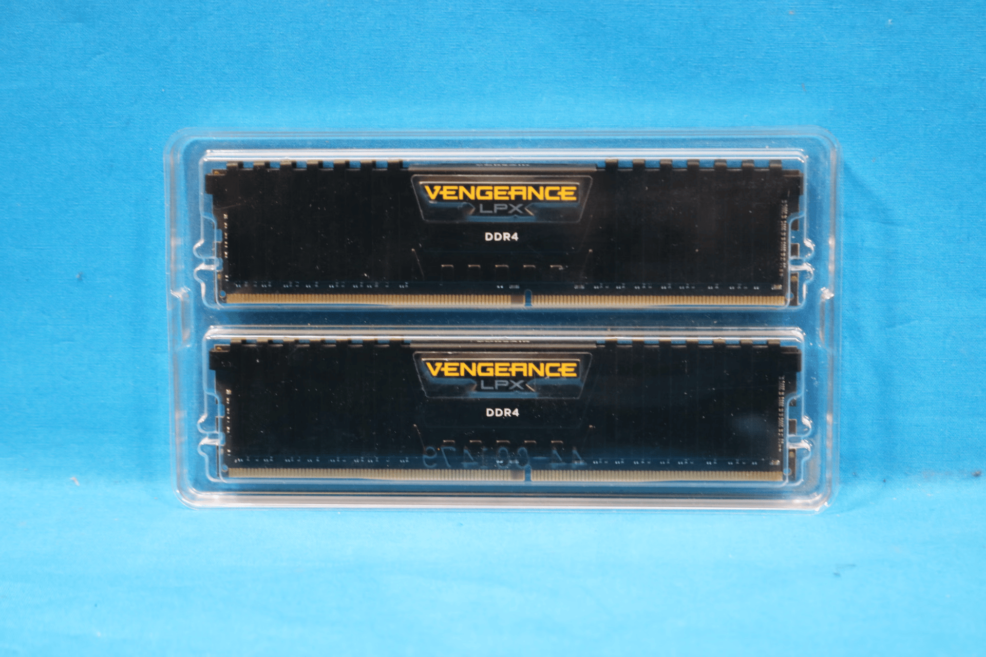 Corsair Vengeance LPX 32GB (2x16GB) DDR4 3200MHz CL16 Desktop RAM CMK32GX4M2E3200C16