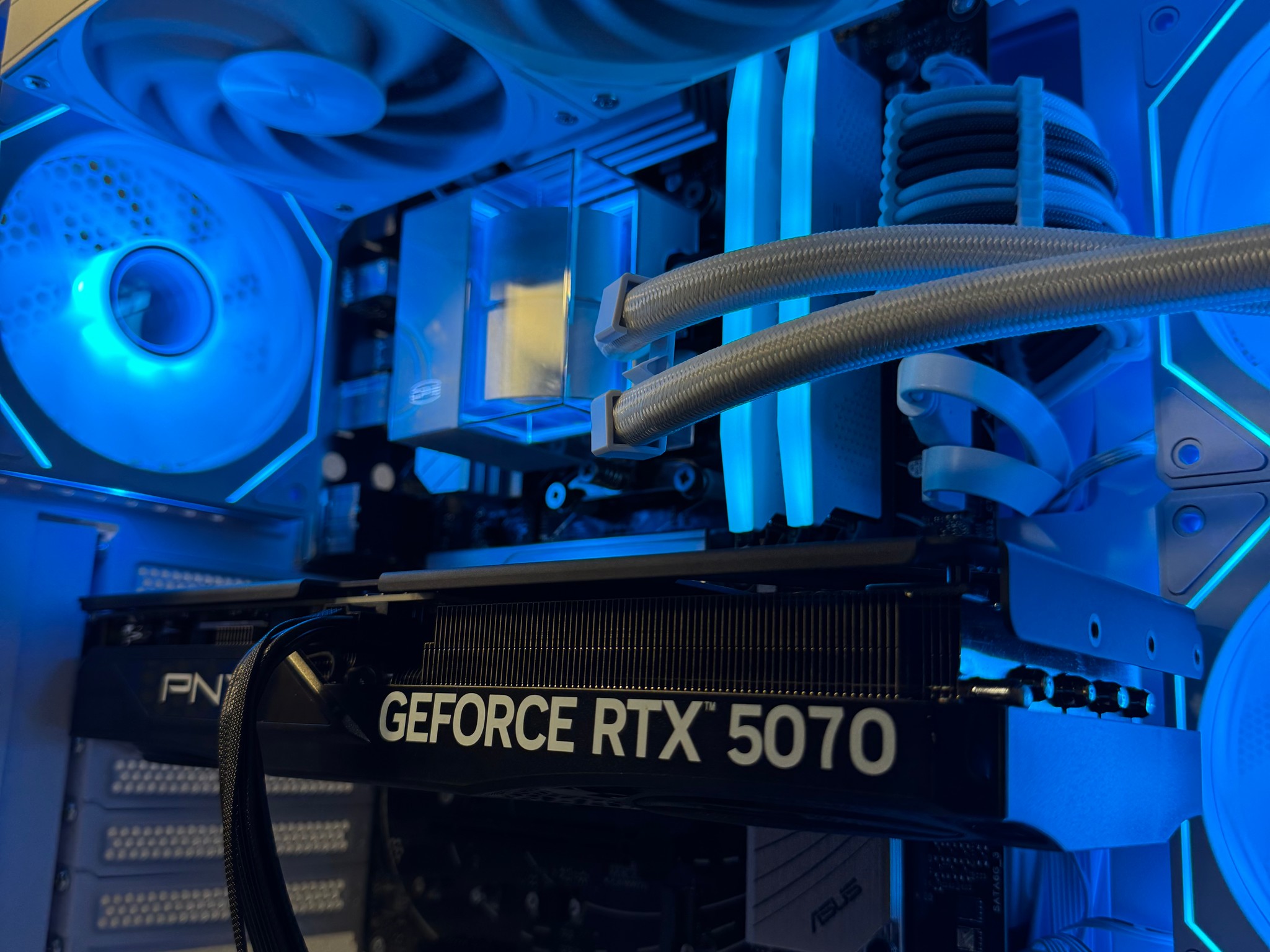 RTX 5070 | Ryzen 5 7600x | 16GB DDR5 6000MT/s | 1TB NVMe | Free Shipping