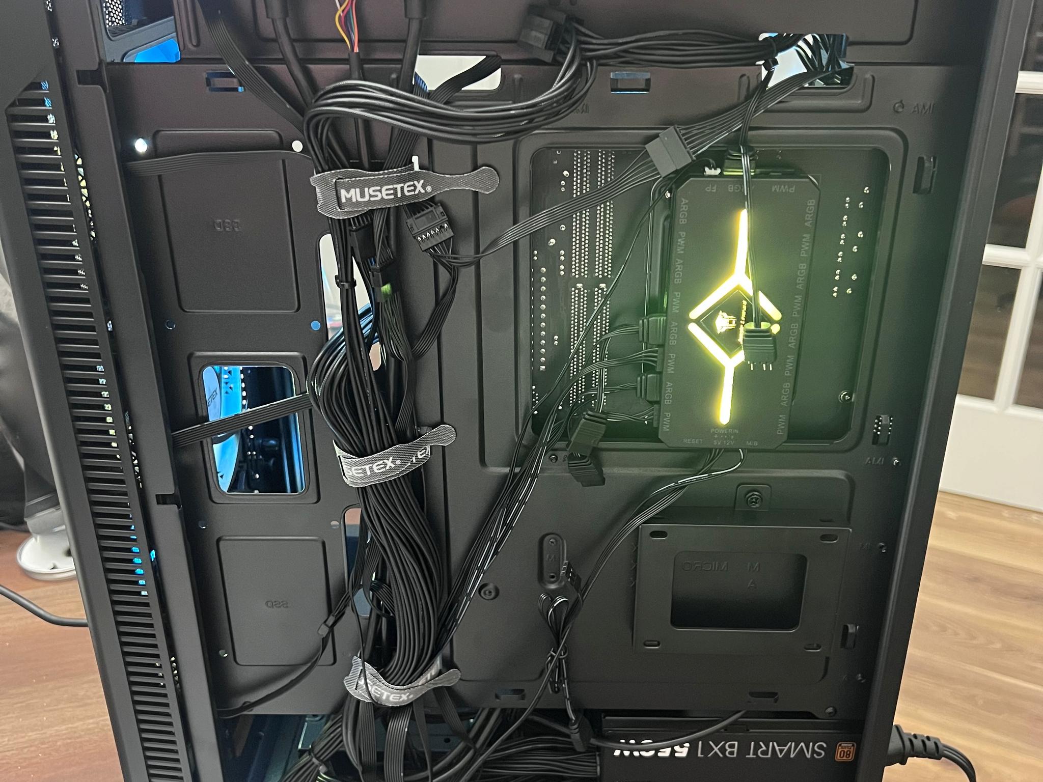 RTX 5060 - AMD Ryzen 7 Gaming PC