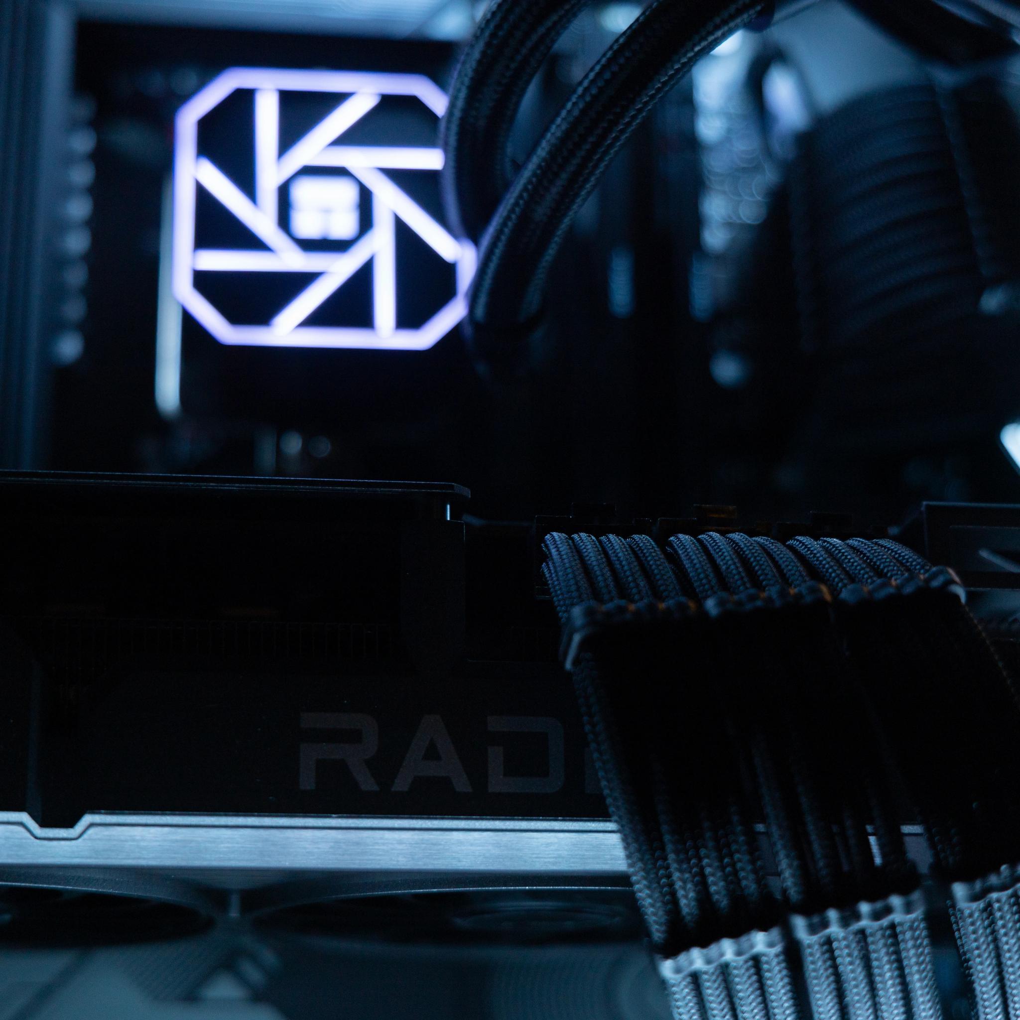 💫 Orion 💫 RX 9070XT / AMD R7 9700X / 2TB NVME / 32GB DDR5 RAM / 240 AIO / Windows 11 Pro