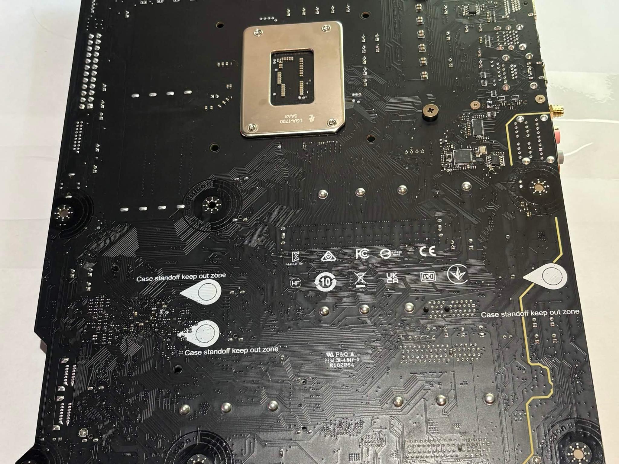 MSI PRO Z790-P WIFI DDR5 - Image 4