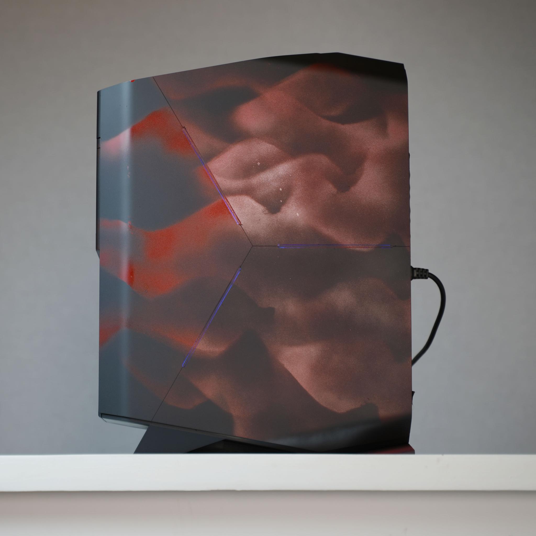 “ALIENS2FORM” GTX 1080 Ti Intel Core i7 7700 16GB 1TB Windows 11 Gaming PC Powerhouse