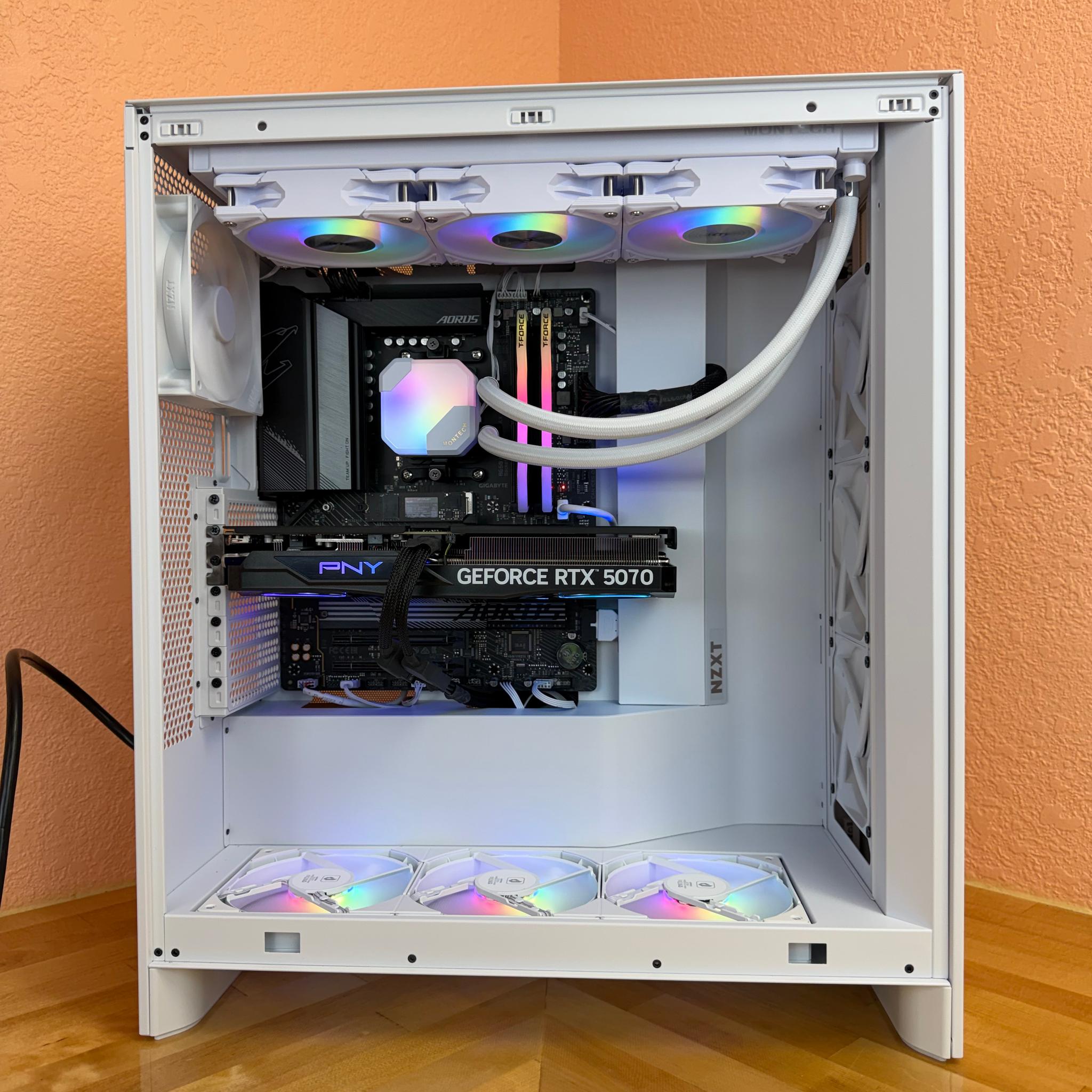 Whiteout Ryzen 7 9800X3D + RTX 5070 Gaming PC | 32GB DDR5 | 1TB NVMe