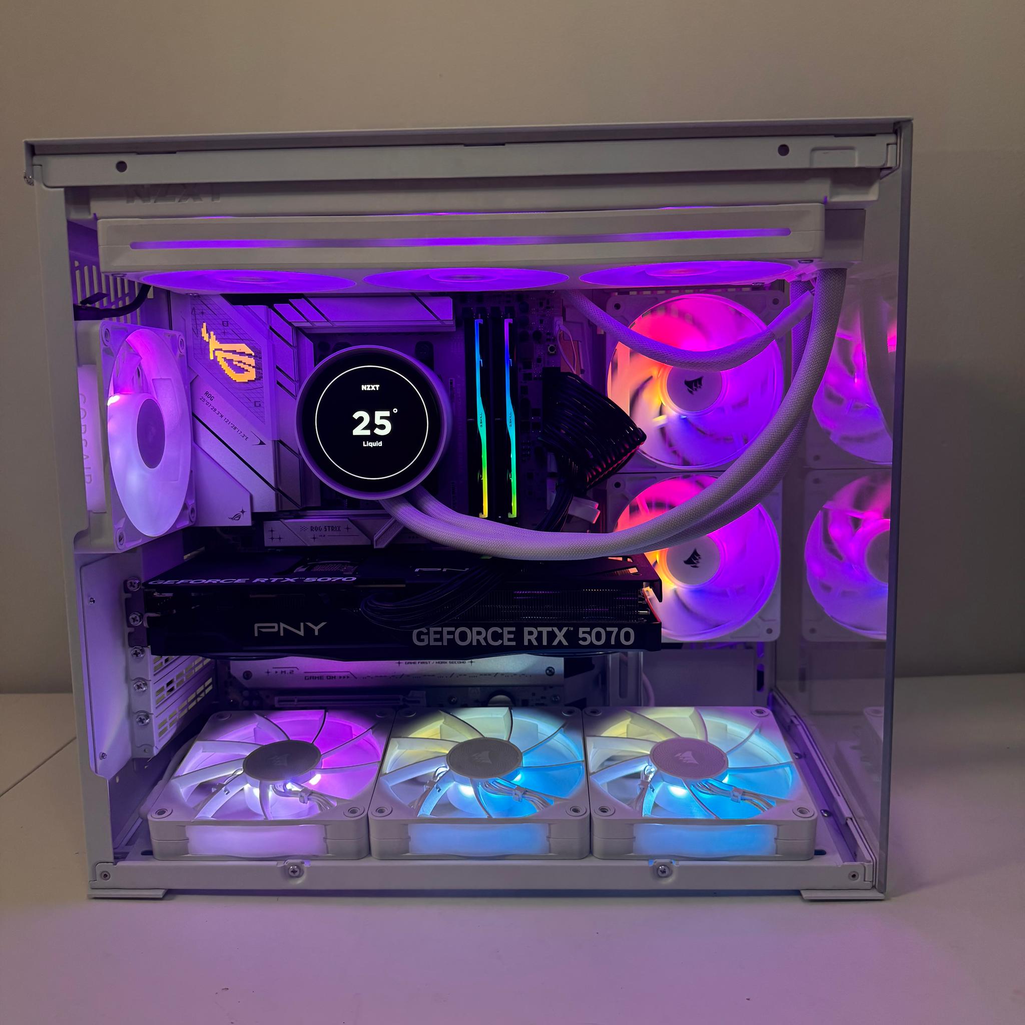 Custom Gaming PC – Ryzen 7 7800X3D / PNY 5070 OC Triple Fan / 32GB RAM
