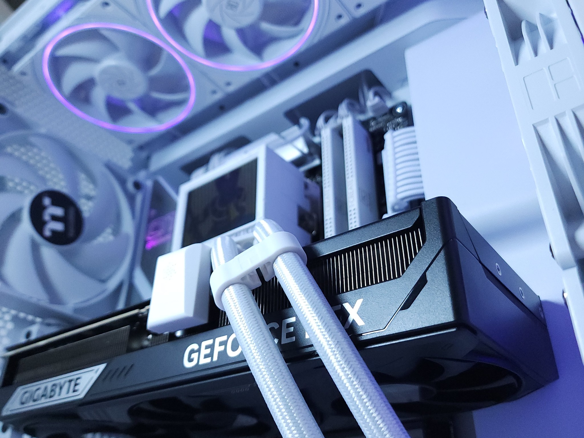 💜RTX 5080 Ryzen 7 7800X3D ● 1440p/4K Gaming Computer