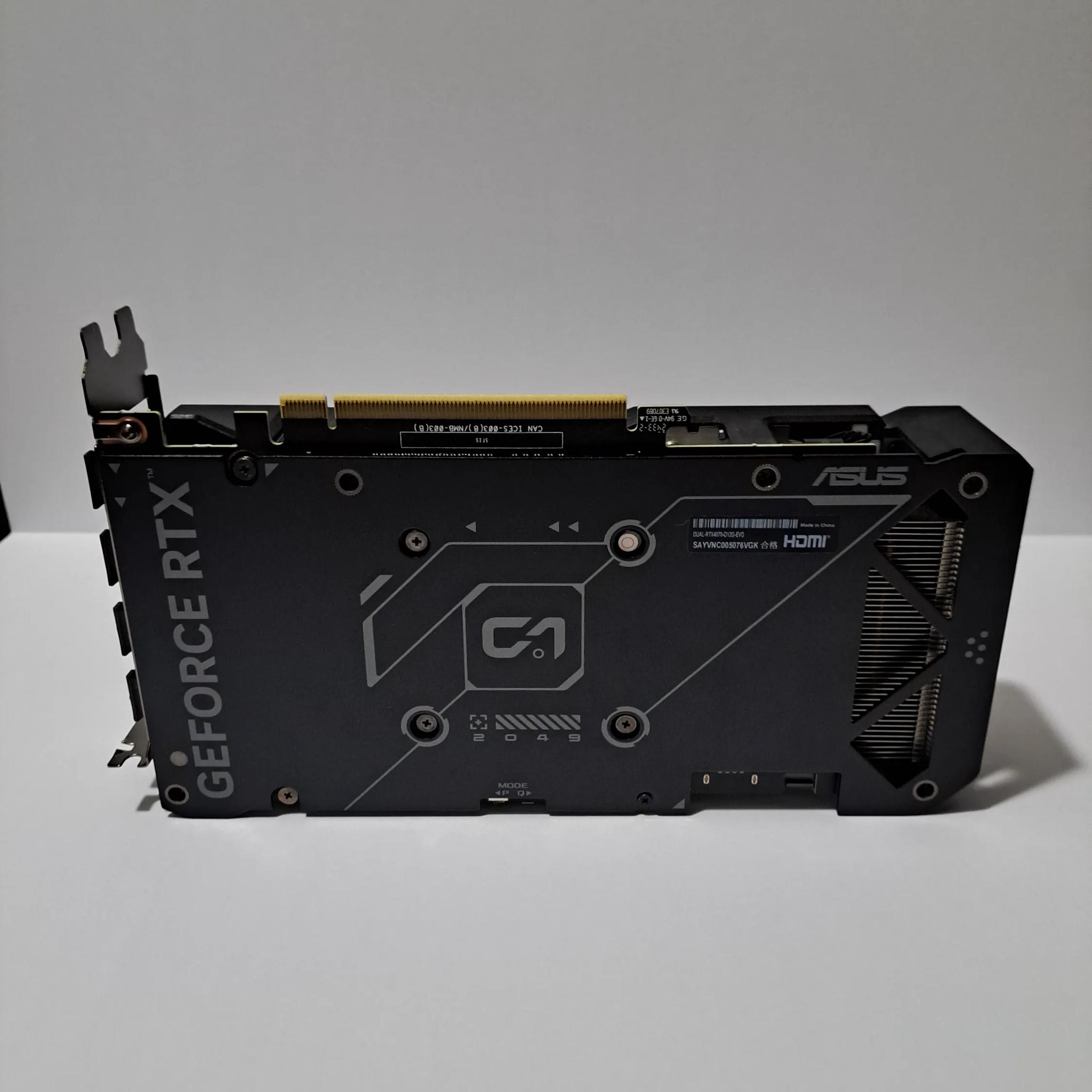 Asus Dual GeForce RTX 4070 OC EVO GPU