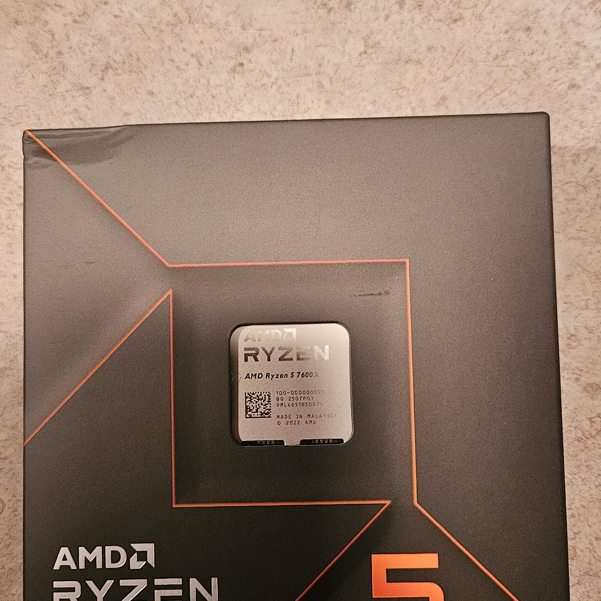 AMD Ryzen 5 7600X