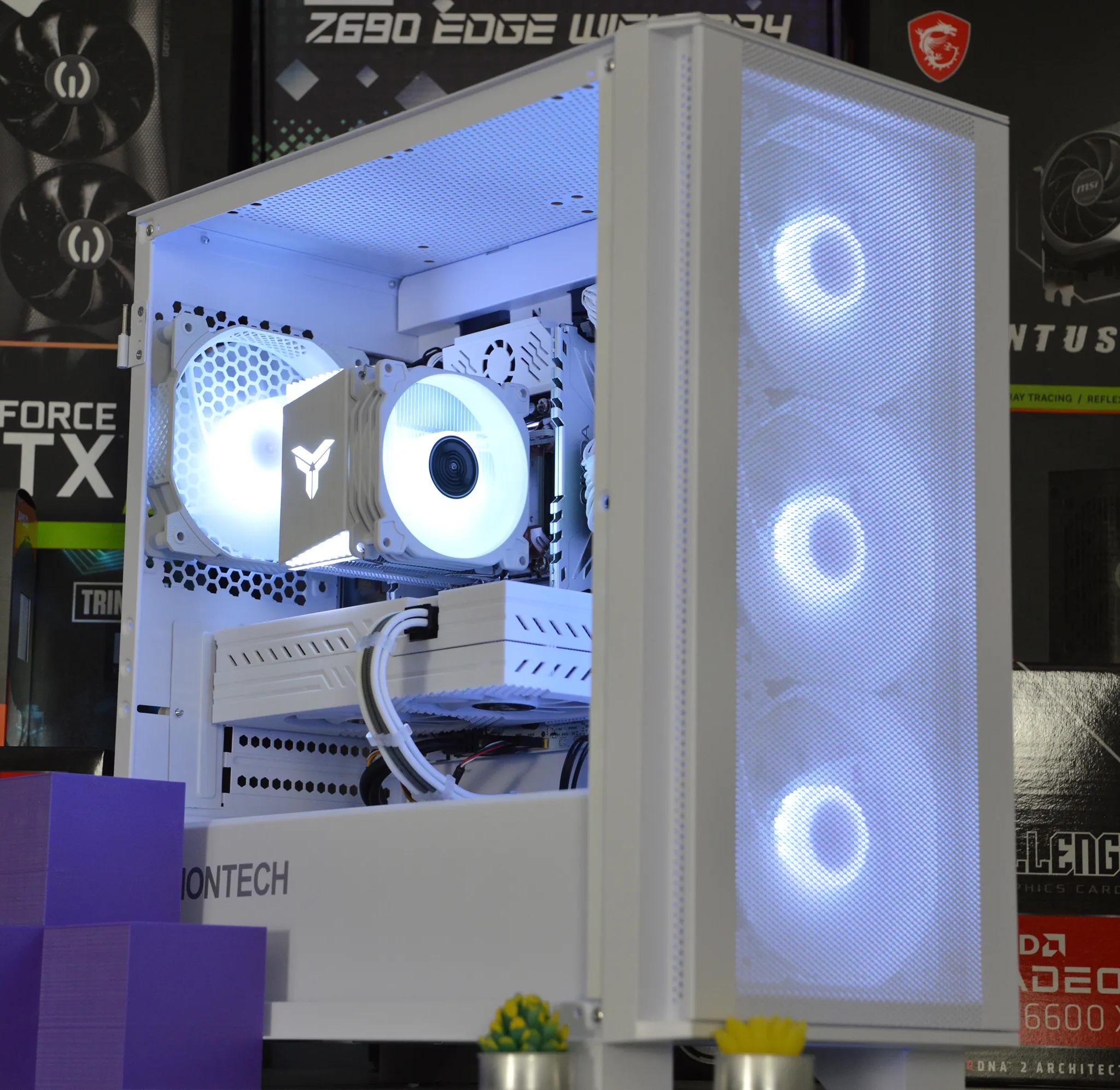 ❄️🌨| RX 580 8GB | INTEL XEON E5 2670 V3 | 16GB RAM | 1TB SSD | Crystal Snow |