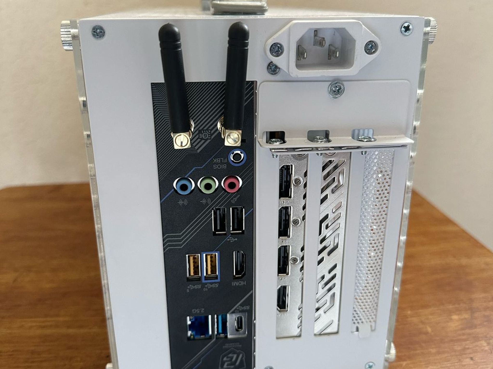 PC RX 9070 XT + R9X3D