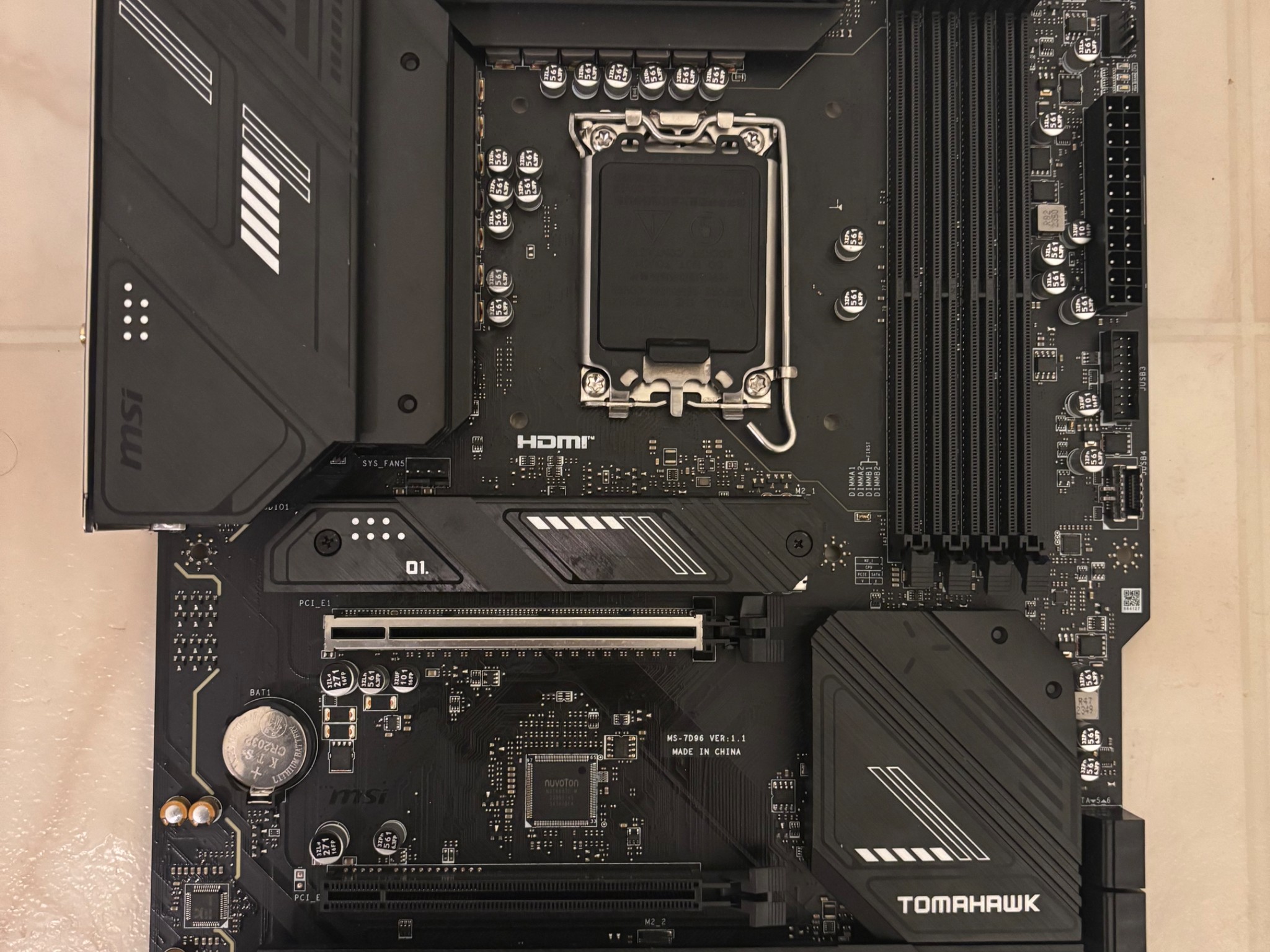 MSI MAG B760 Tomahawk WiFi Gaming Motherboard DDR4 (LGA 1700, DDR4, PCIe 5.0, Wi-Fi 6E, ATX)