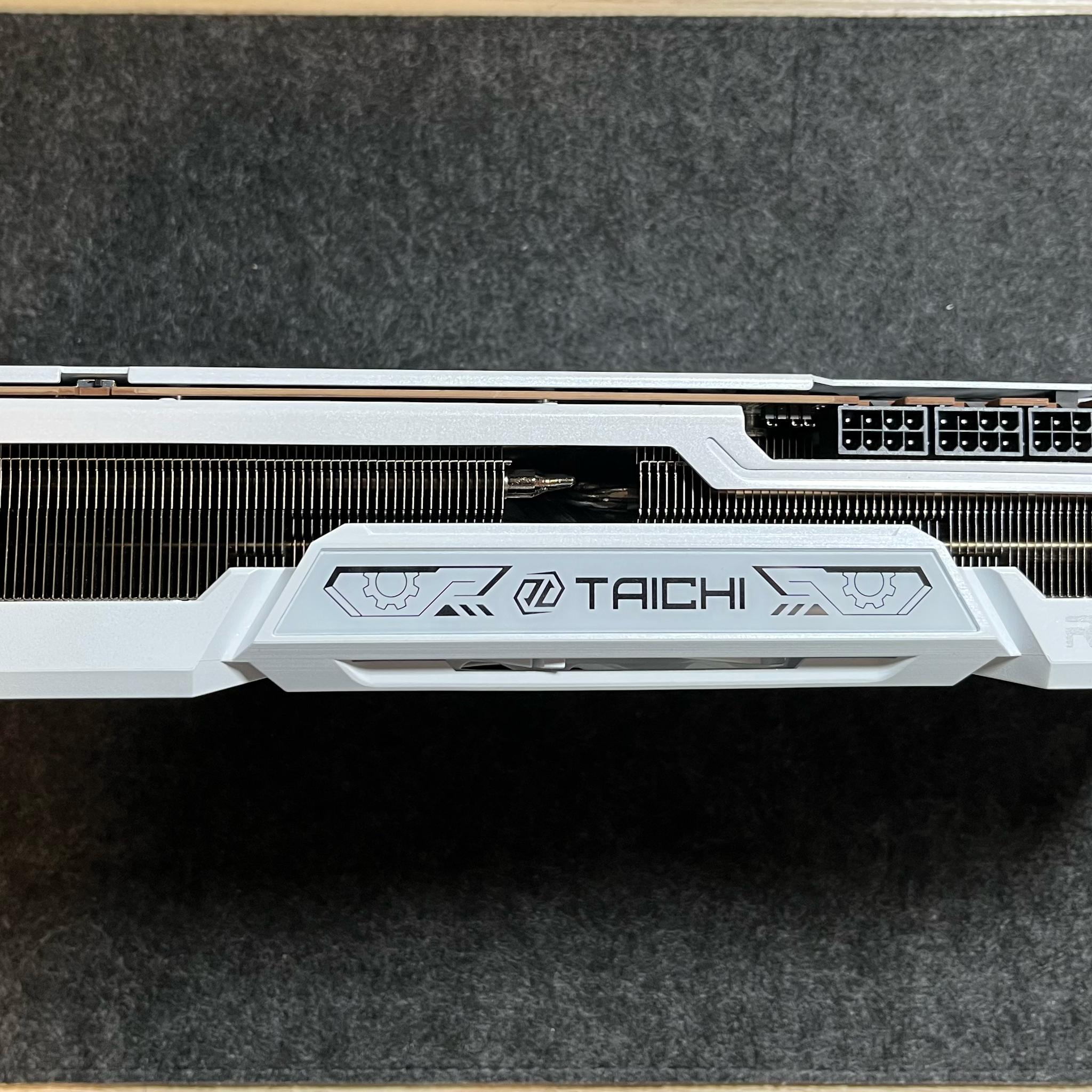 **SALE** RX 7900 XTX TAICHI WHITE 24GB OC AMD RADEON