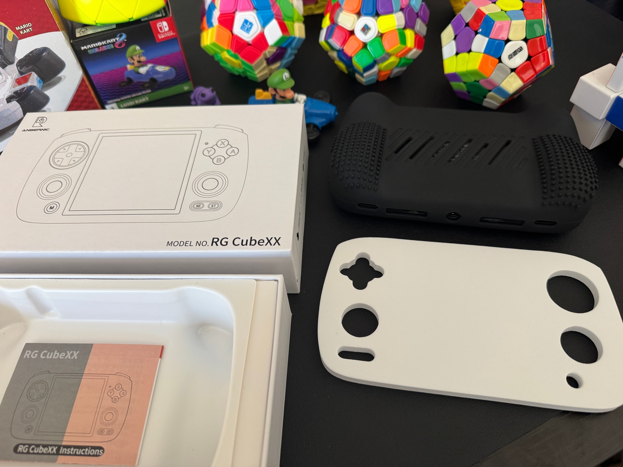 Anbernic RG cube XX