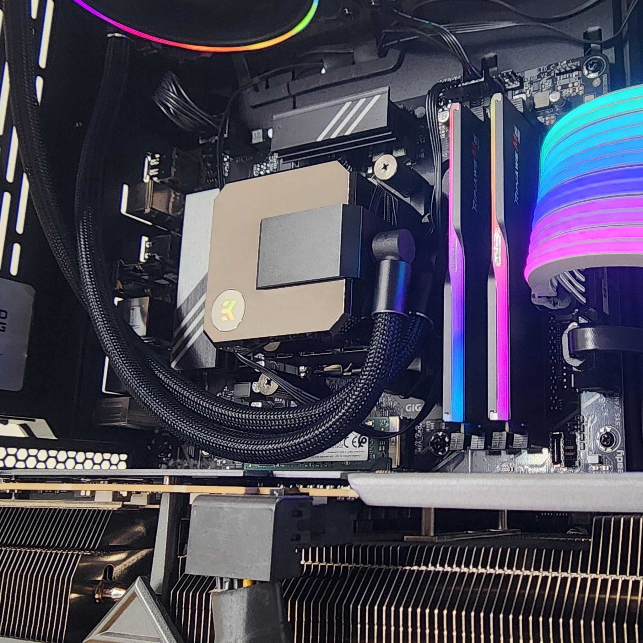 Gaming PC Ryzen 9 7950X 64GB RAM 2TB SSD RTX 4080 16GB Windows 11 Computer