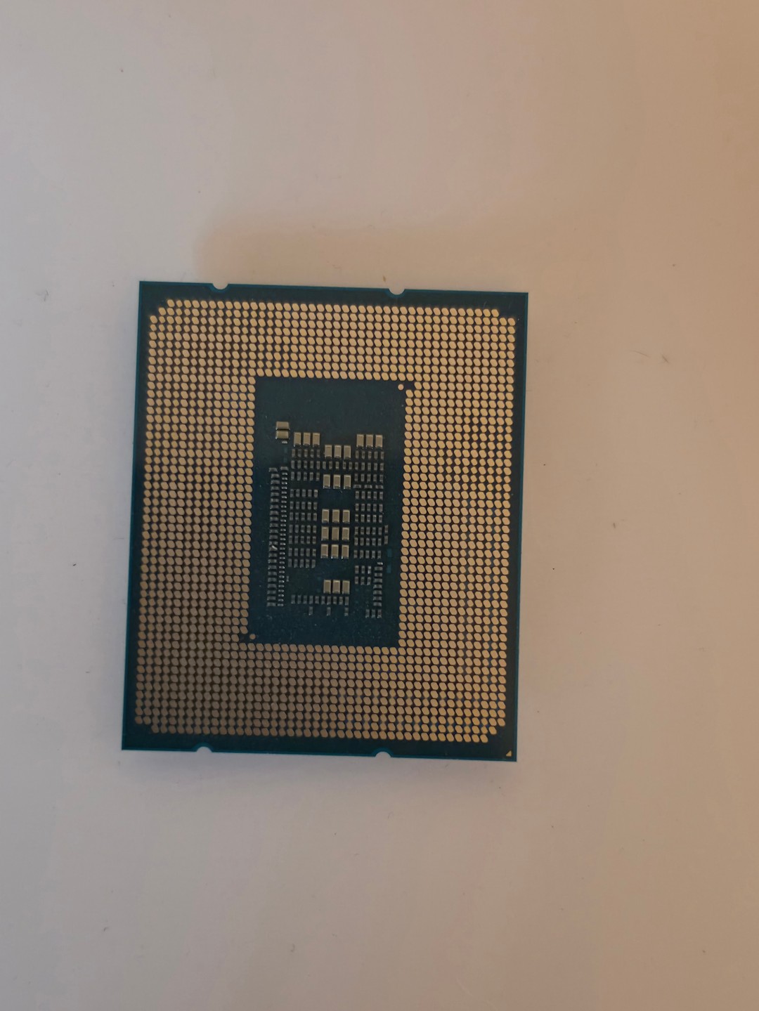 Intel Core i3-12100F | Jawa