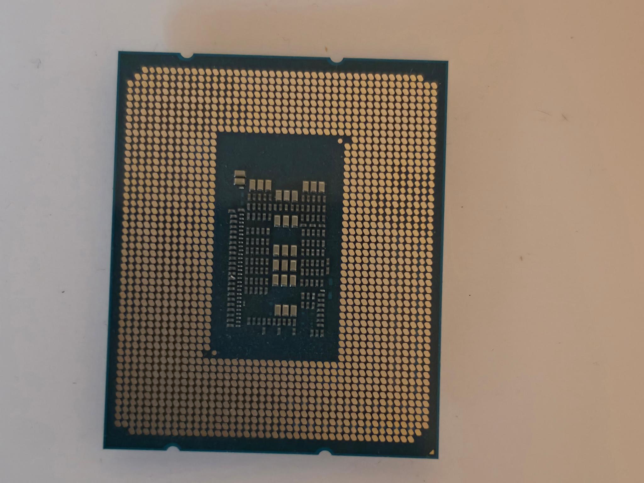 Intel Core i3-12100F - Image 4