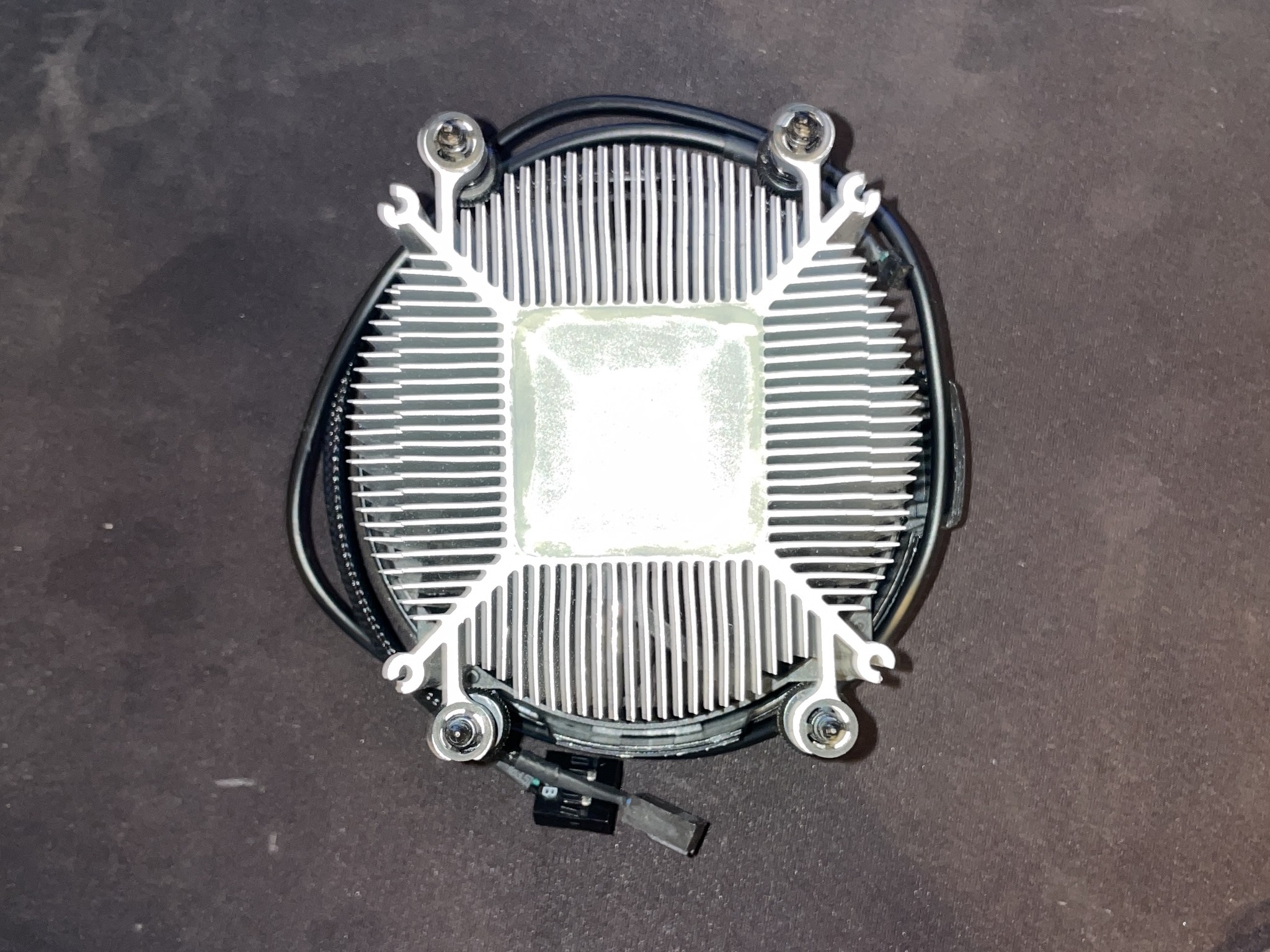 AMD Ryzen 5 3600x 6 Core, 12 Thread Processor w/ AMD Wraith CPU Cooler