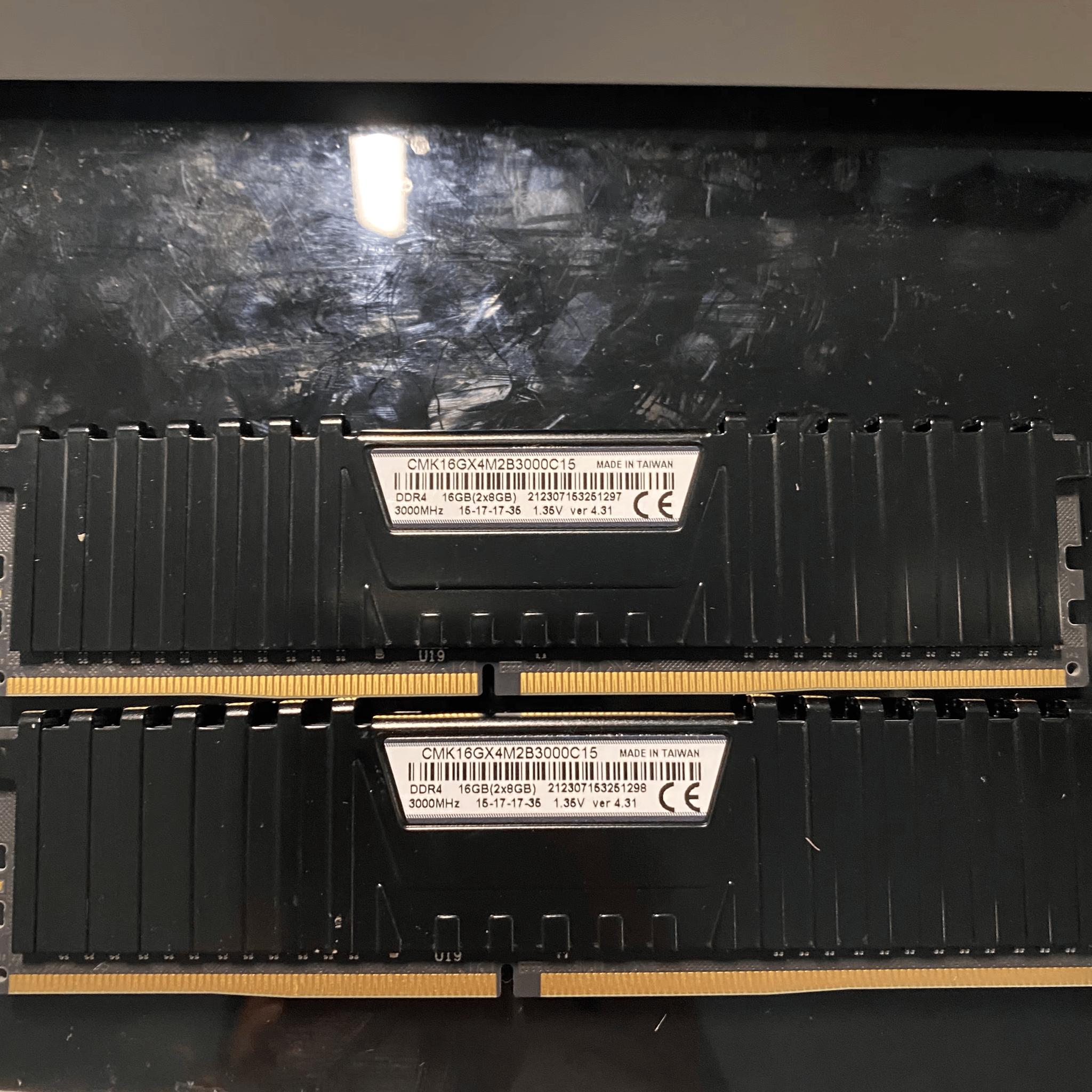 Corsair Vengeance LPX 32 GB (4x8GB) DDR4 3000MHz CL15