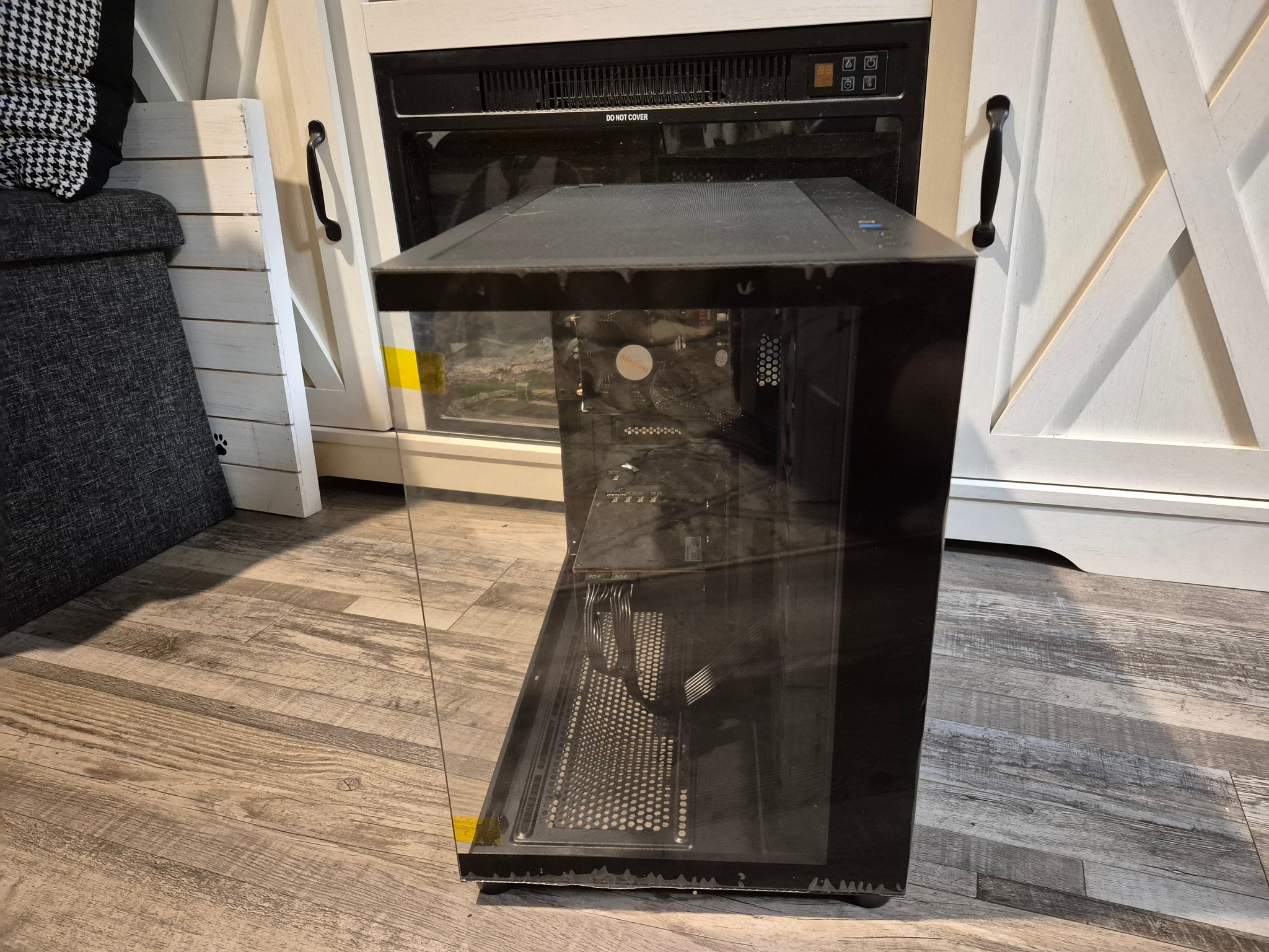 Anti-RGB, Anti-Windows | i7-6700, 16GB RAM, Radeon BC160 8GB, 500GB SSD
